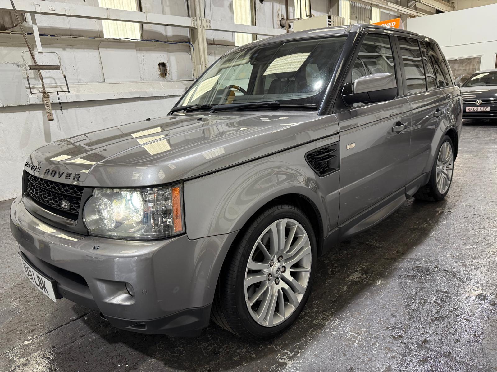 Land Rover Range Rover Sport 3.0 TD V6 HSE SUV 5dr Diesel CommandShift 4WD Euro 5 (245 ps)