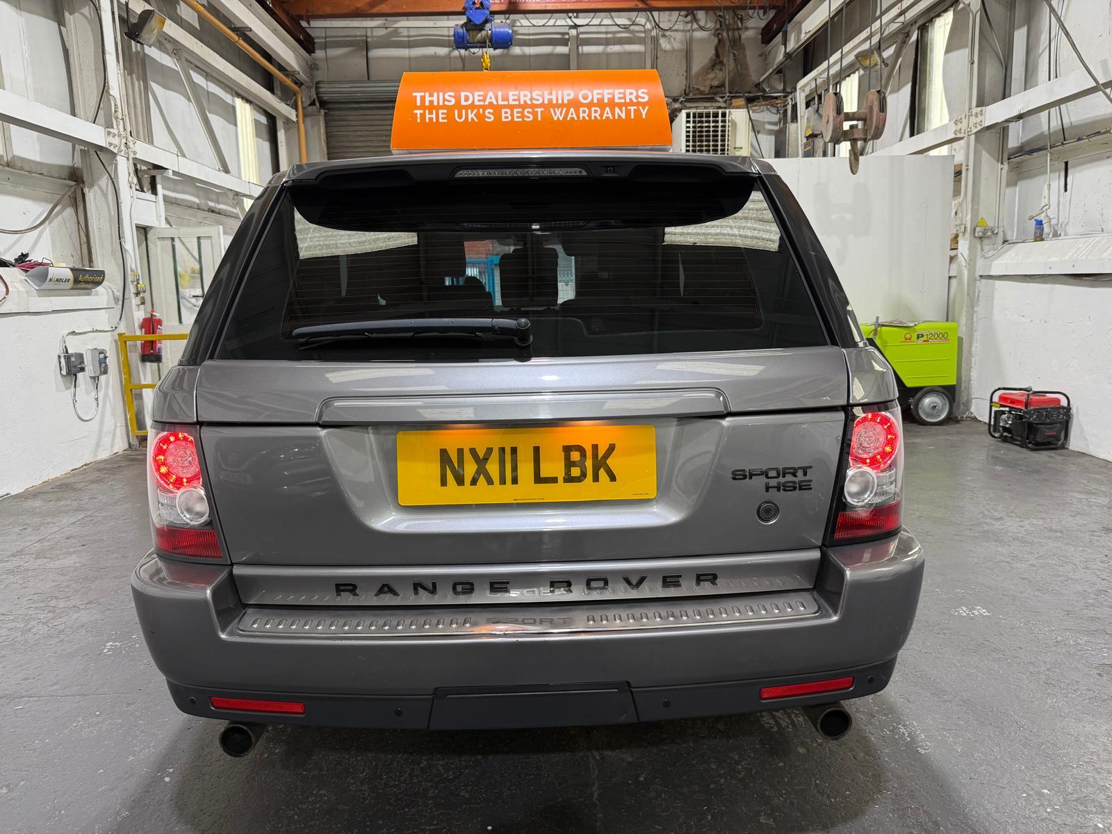 Land Rover Range Rover Sport 3.0 TD V6 HSE SUV 5dr Diesel CommandShift 4WD Euro 5 (245 ps)