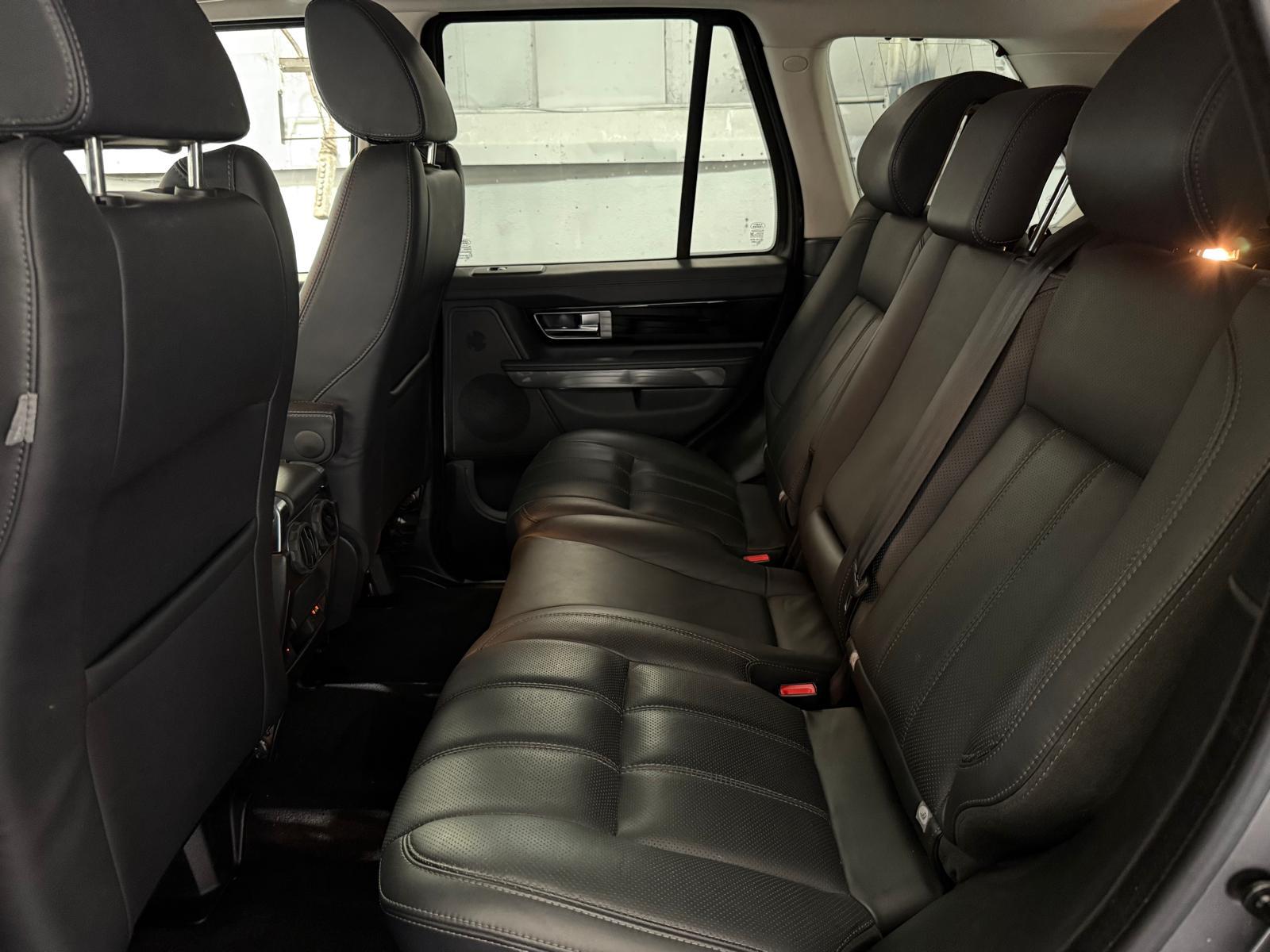 Land Rover Range Rover Sport 3.0 TD V6 HSE SUV 5dr Diesel CommandShift 4WD Euro 5 (245 ps)