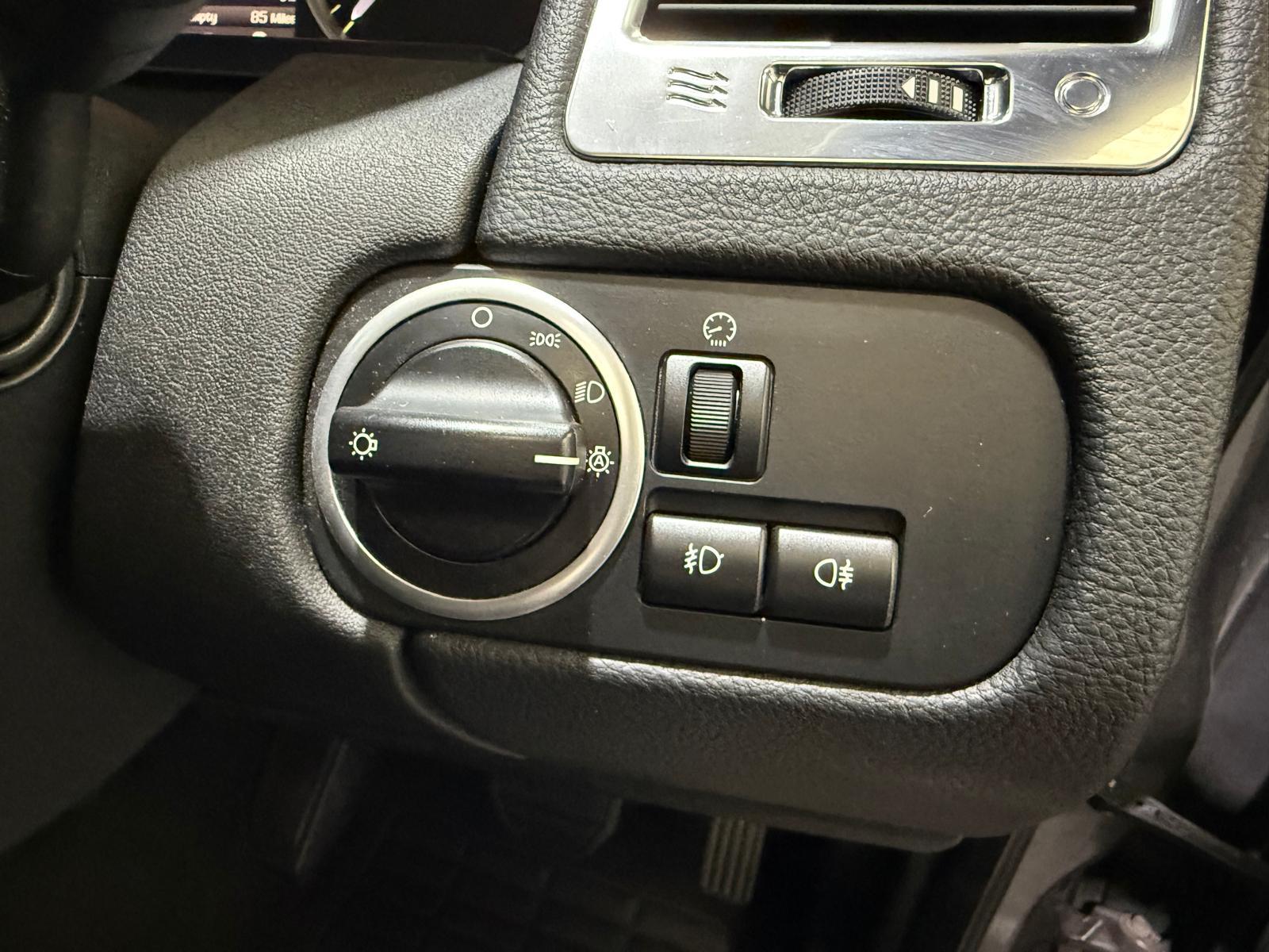 Land Rover Range Rover Sport 3.0 TD V6 HSE SUV 5dr Diesel CommandShift 4WD Euro 5 (245 ps)