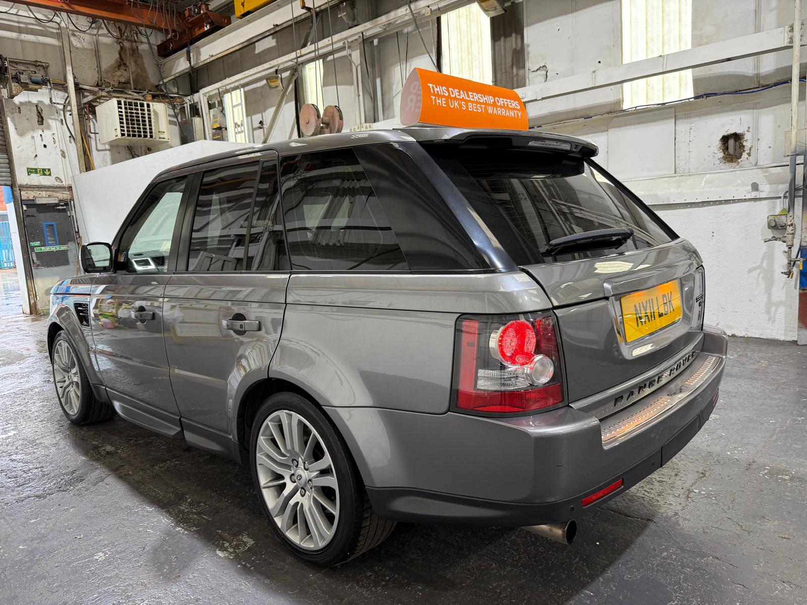 Land Rover Range Rover Sport 3.0 TD V6 HSE SUV 5dr Diesel CommandShift 4WD Euro 5 (245 ps)