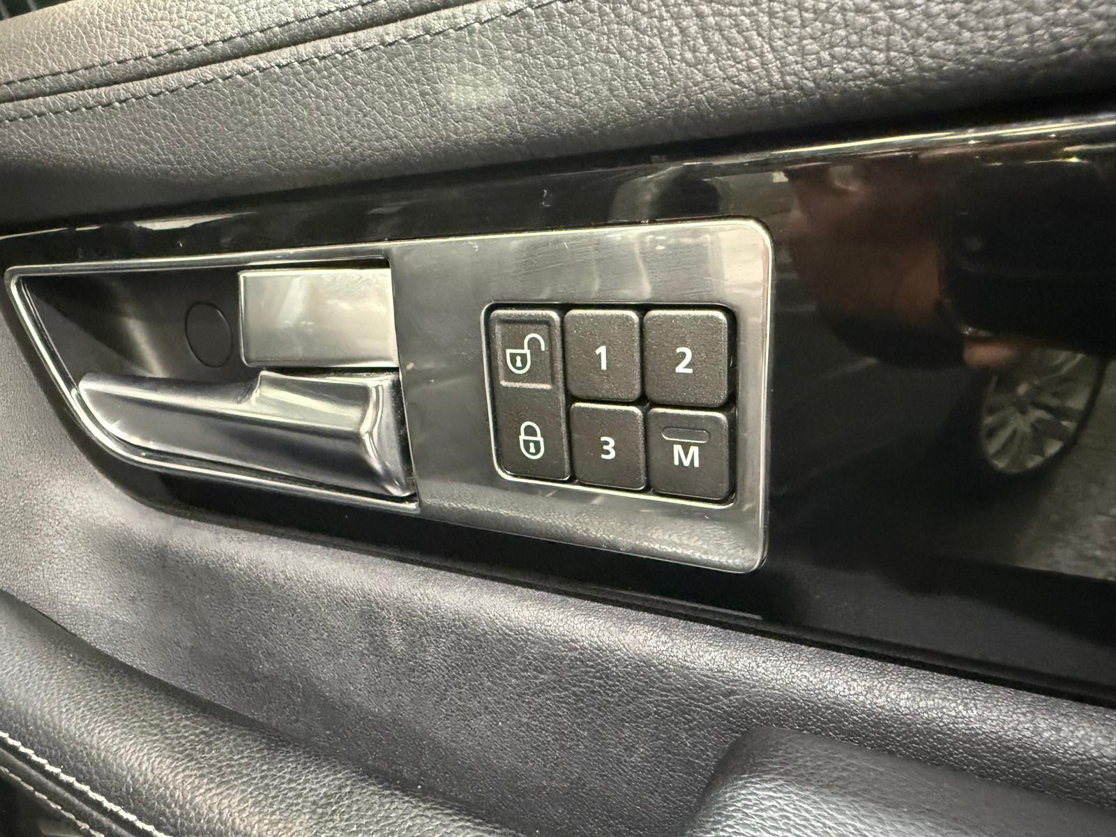 Land Rover Range Rover Sport 3.0 TD V6 HSE SUV 5dr Diesel CommandShift 4WD Euro 5 (245 ps)