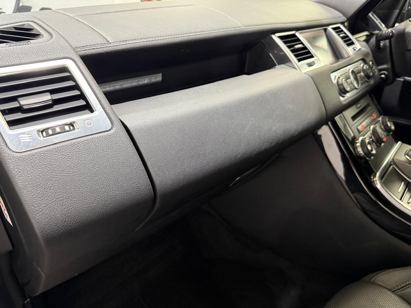 Land Rover Range Rover Sport 3.0 TD V6 HSE SUV 5dr Diesel CommandShift 4WD Euro 5 (245 ps)