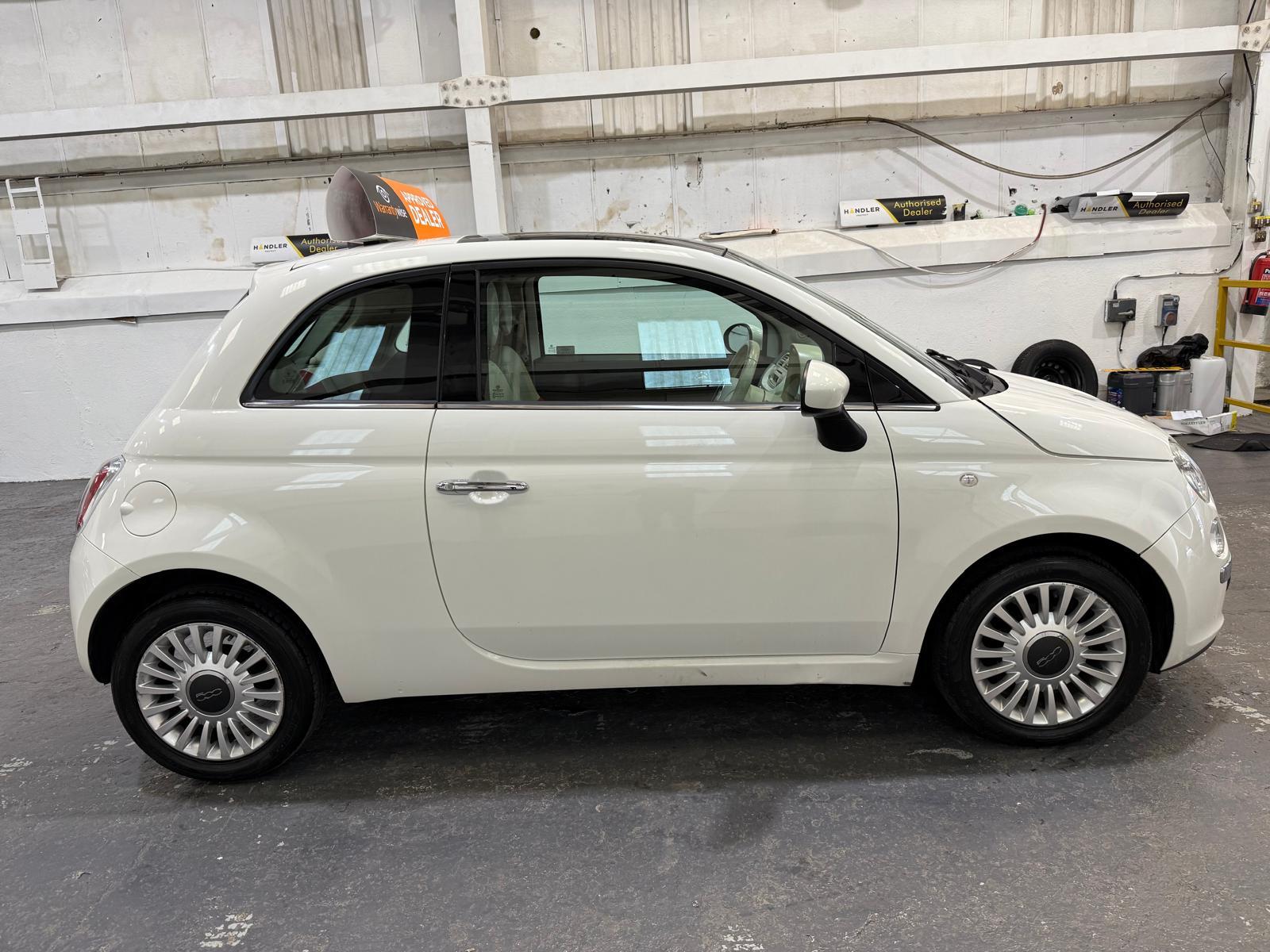 Fiat 500 1.2 Lounge Hatchback 3dr Petrol Manual Euro 6 (s/s) (69 bhp)