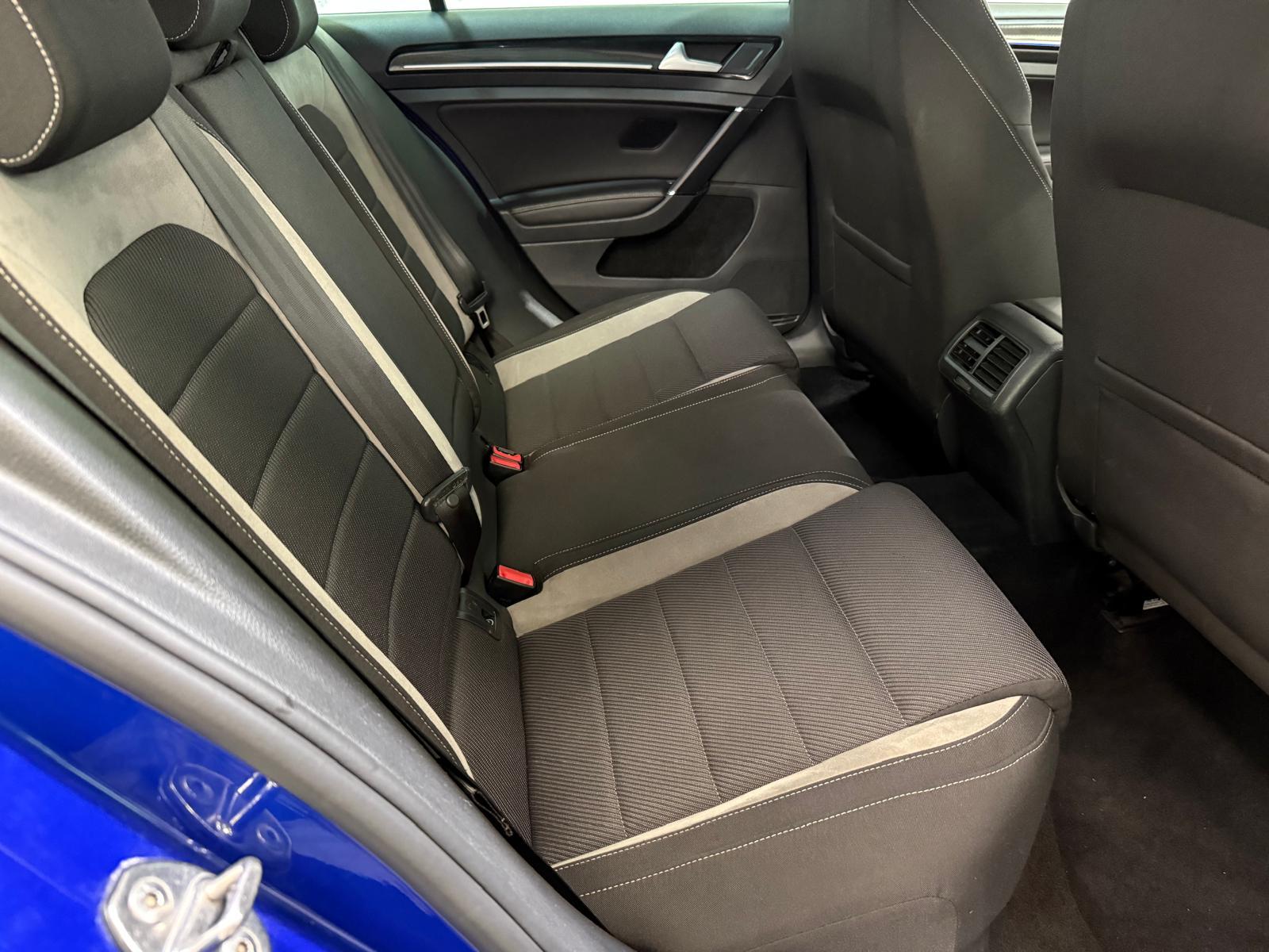 Volkswagen Golf 2.0 TSI BlueMotion Tech R Hatchback 5dr Petrol DSG 4Motion Euro 6 (s/s) (300 ps)