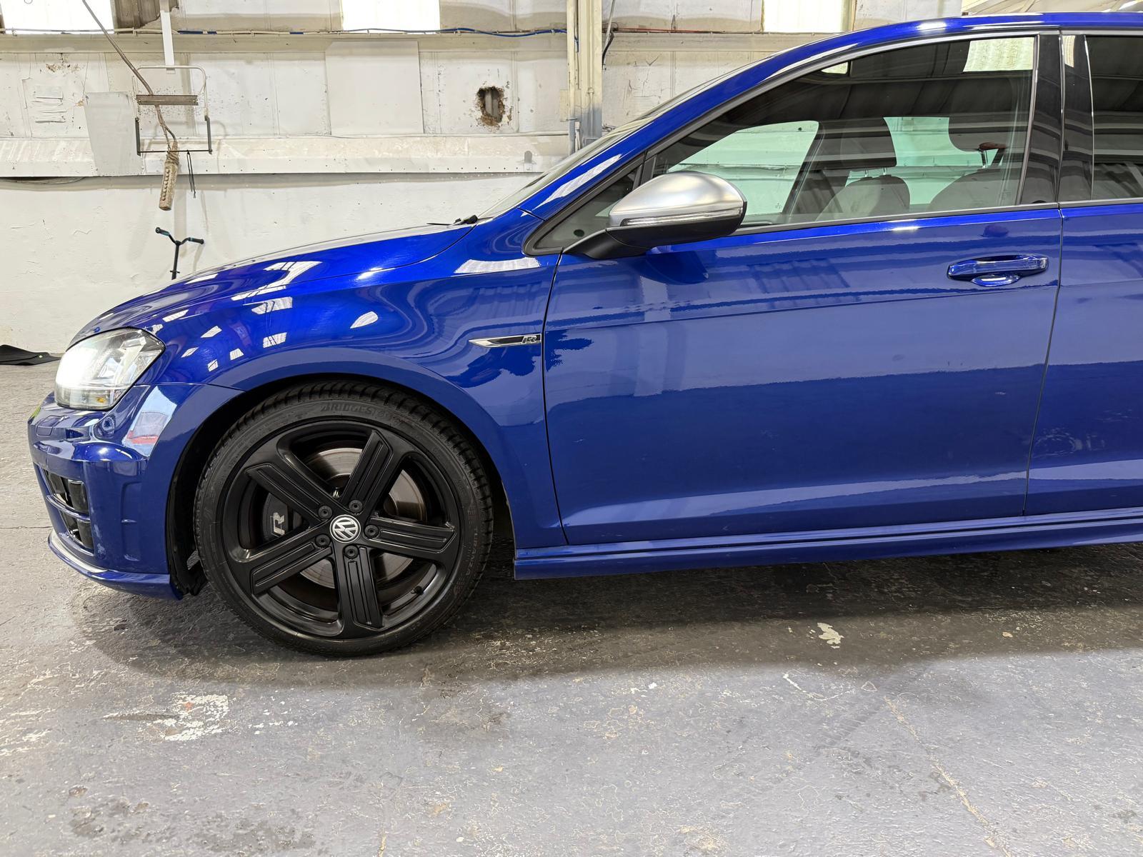 Volkswagen Golf 2.0 TSI BlueMotion Tech R Hatchback 5dr Petrol DSG 4Motion Euro 6 (s/s) (300 ps)