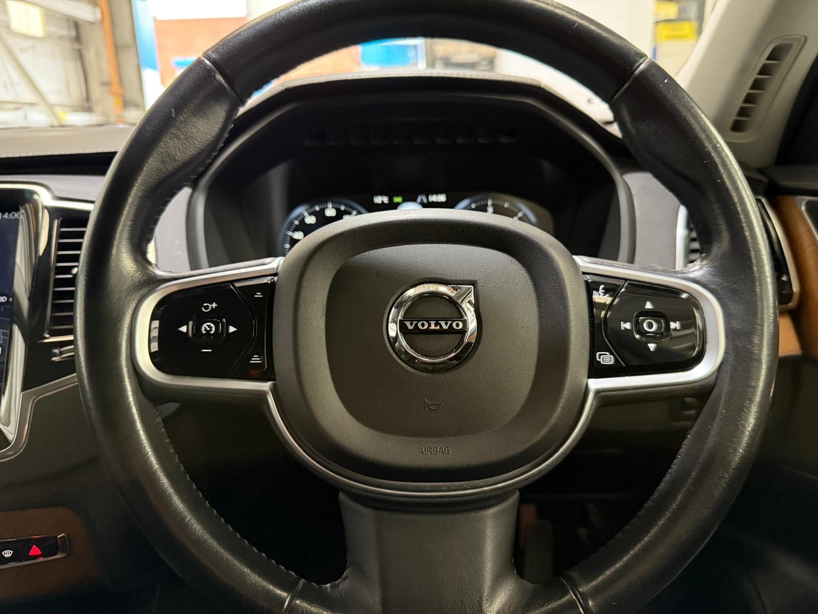 Volvo XC90 2.0 D5 PowerPulse Inscription SUV 5dr Diesel Auto 4WD Euro 6 (s/s) (235 ps)