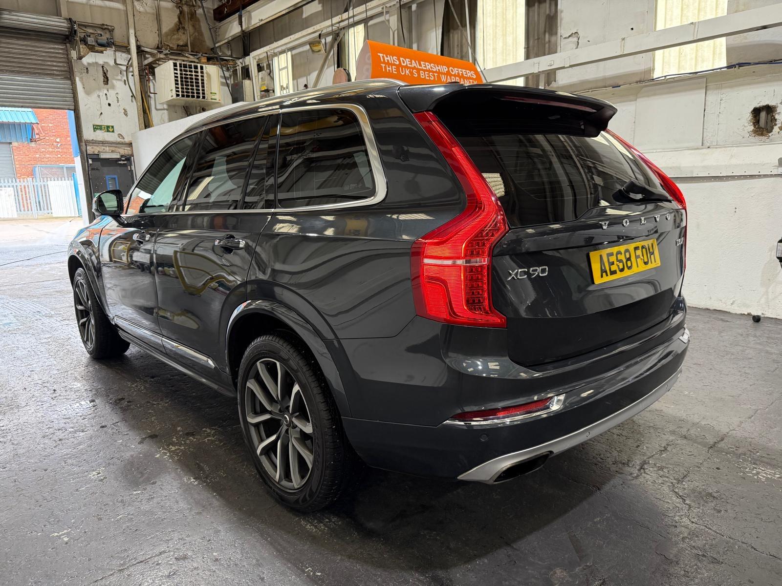 Volvo XC90 2.0 D5 PowerPulse Inscription SUV 5dr Diesel Auto 4WD Euro 6 (s/s) (235 ps)