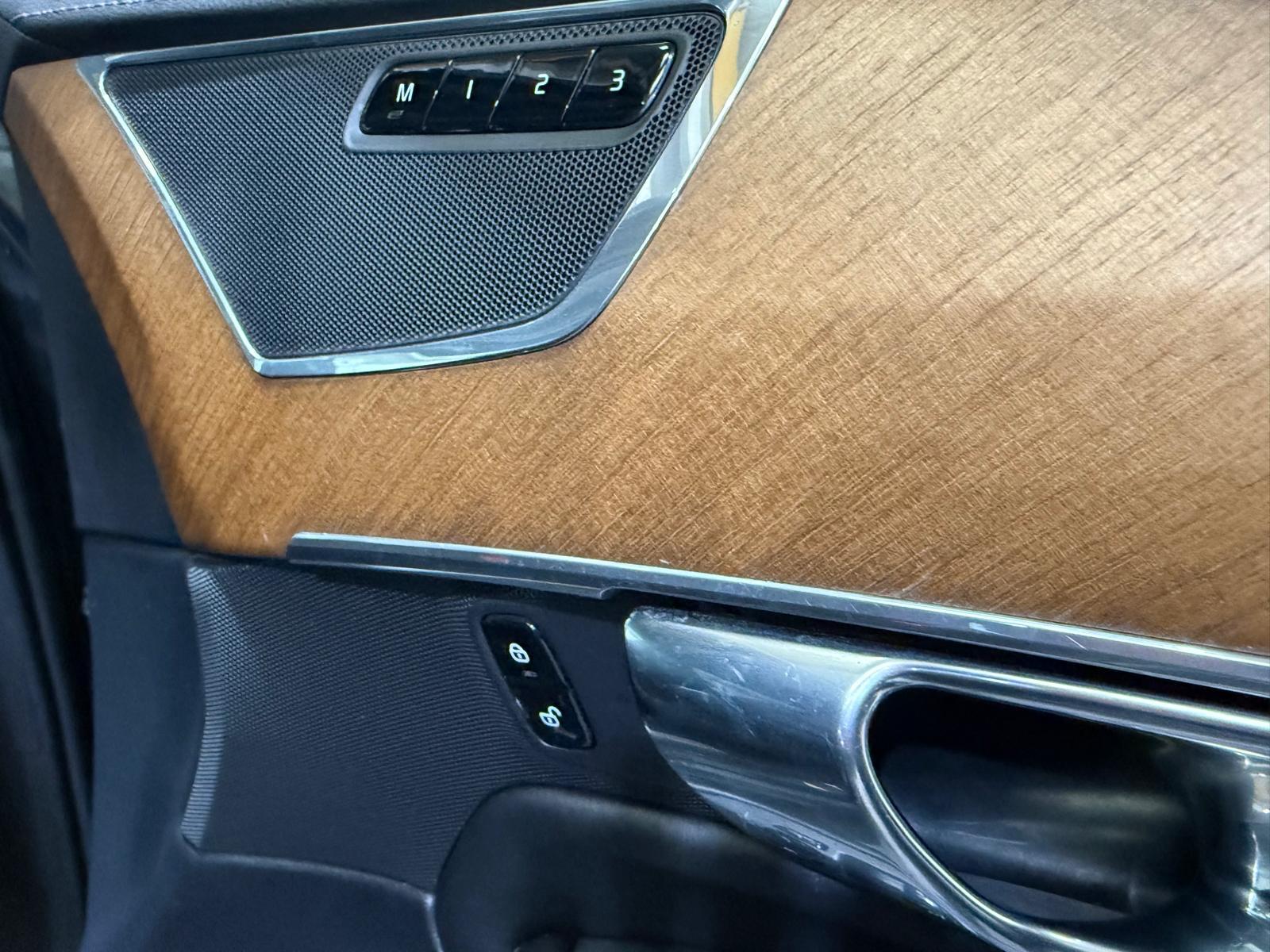 Volvo XC90 2.0 D5 PowerPulse Inscription SUV 5dr Diesel Auto 4WD Euro 6 (s/s) (235 ps)