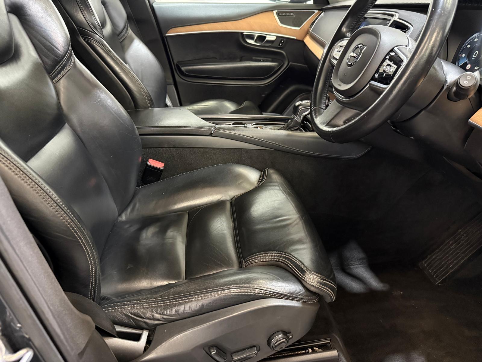 Volvo XC90 2.0 D5 PowerPulse Inscription SUV 5dr Diesel Auto 4WD Euro 6 (s/s) (235 ps)