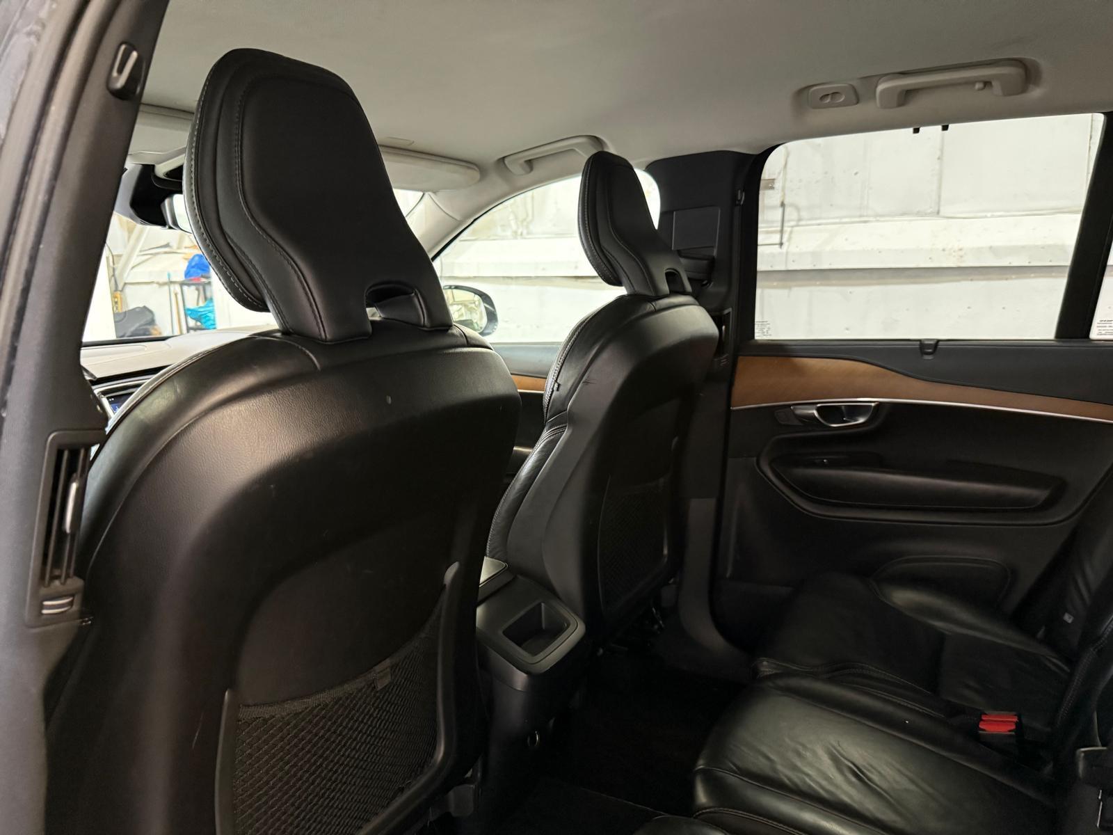 Volvo XC90 2.0 D5 PowerPulse Inscription SUV 5dr Diesel Auto 4WD Euro 6 (s/s) (235 ps)