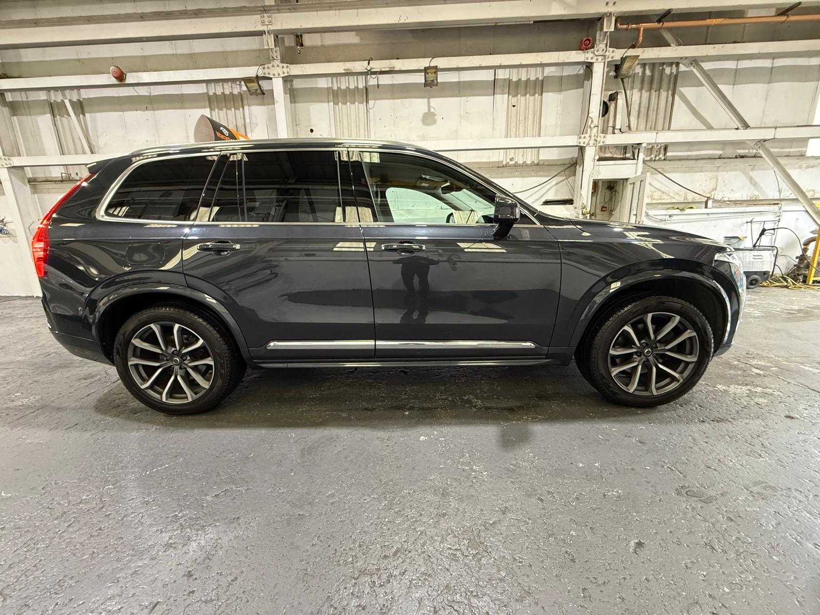 Volvo XC90 2.0 D5 PowerPulse Inscription SUV 5dr Diesel Auto 4WD Euro 6 (s/s) (235 ps)