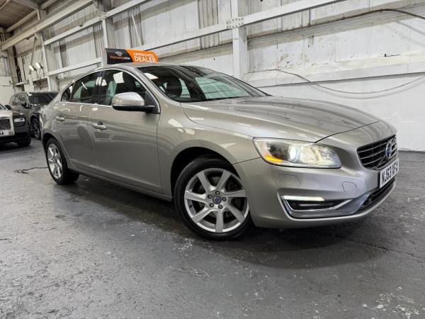 Volvo S60 2.4 D5 SE Lux Nav Saloon 4dr Diesel Geartronic Euro 5 (215 ps)