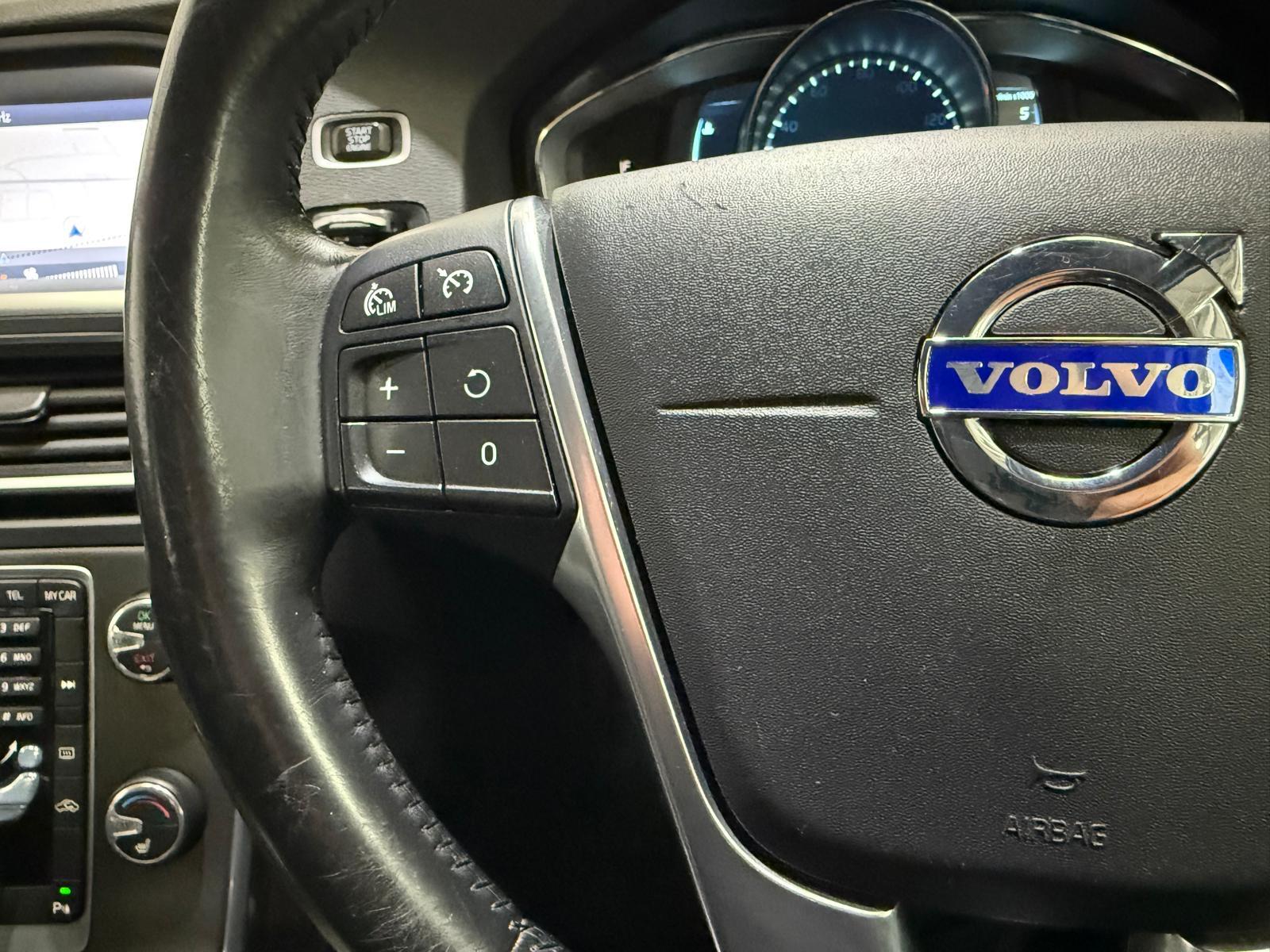 Volvo S60 2.4 D5 SE Lux Nav Saloon 4dr Diesel Geartronic Euro 5 (215 ps)