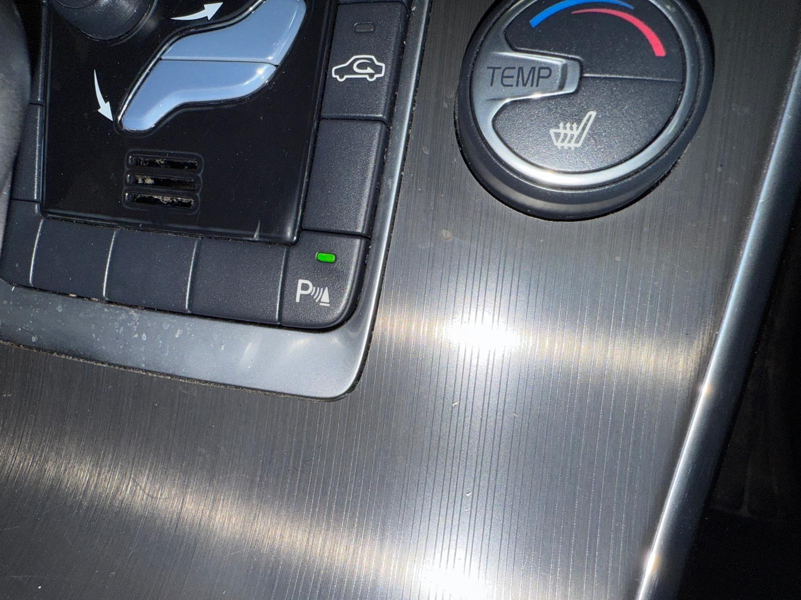 Volvo S60 2.4 D5 SE Lux Nav Saloon 4dr Diesel Geartronic Euro 5 (215 ps)