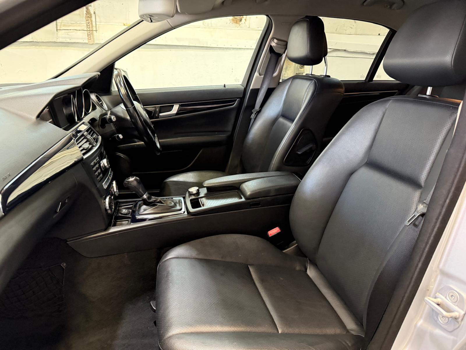 Mercedes-Benz C Class 2.1 C200 CDI BlueEfficiency Executive SE Saloon 4dr Diesel G-Tronic+ Euro 5 (s/s) (136 ps)