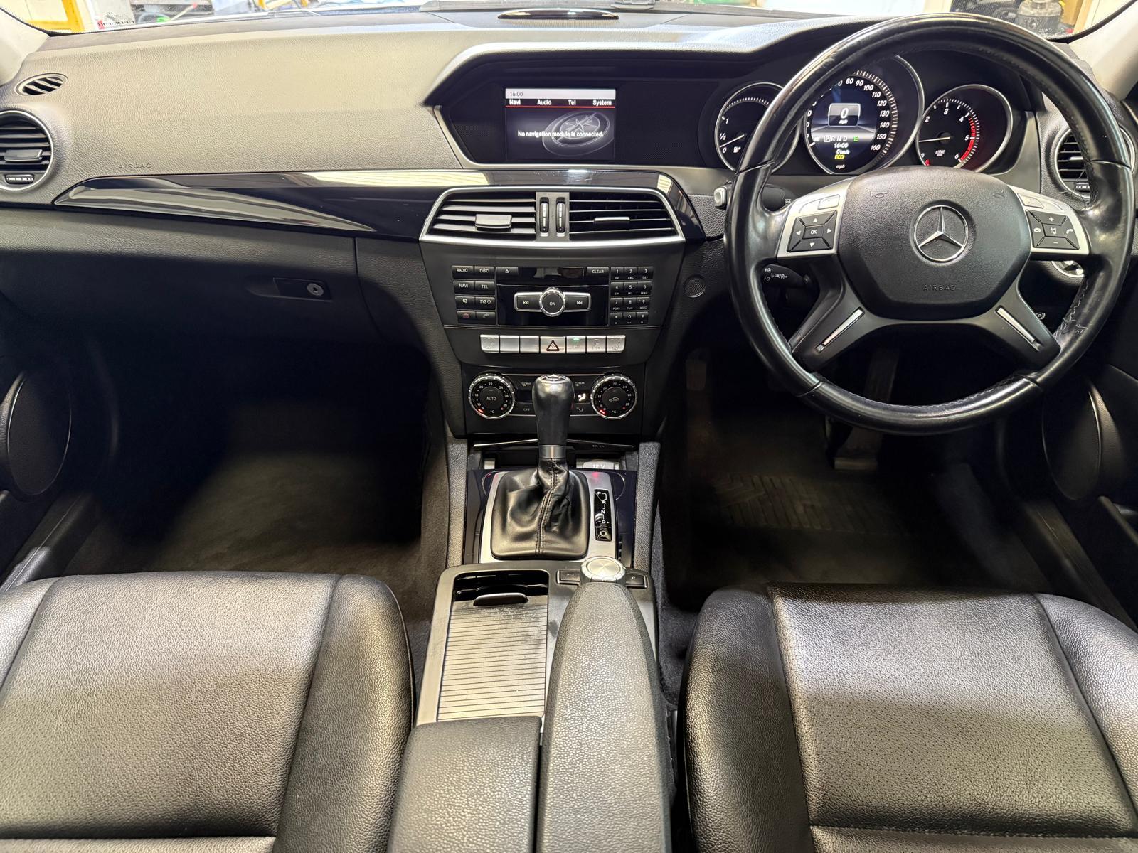Mercedes-Benz C Class 2.1 C200 CDI BlueEfficiency Executive SE Saloon 4dr Diesel G-Tronic+ Euro 5 (s/s) (136 ps)