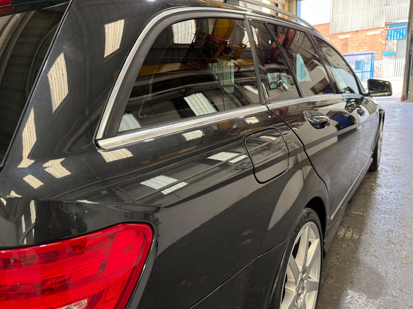 Mercedes-Benz C Class 2.1 C250 CDI BlueEfficiency Sport Estate 5dr Diesel G-Tronic+ Euro 5 (s/s) (204 ps)