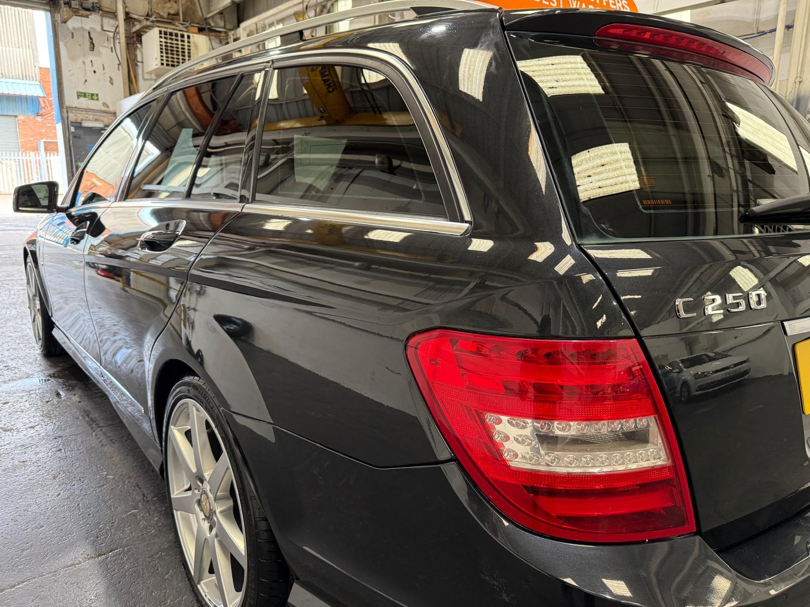 Mercedes-Benz C Class 2.1 C250 CDI BlueEfficiency Sport Estate 5dr Diesel G-Tronic+ Euro 5 (s/s) (204 ps)