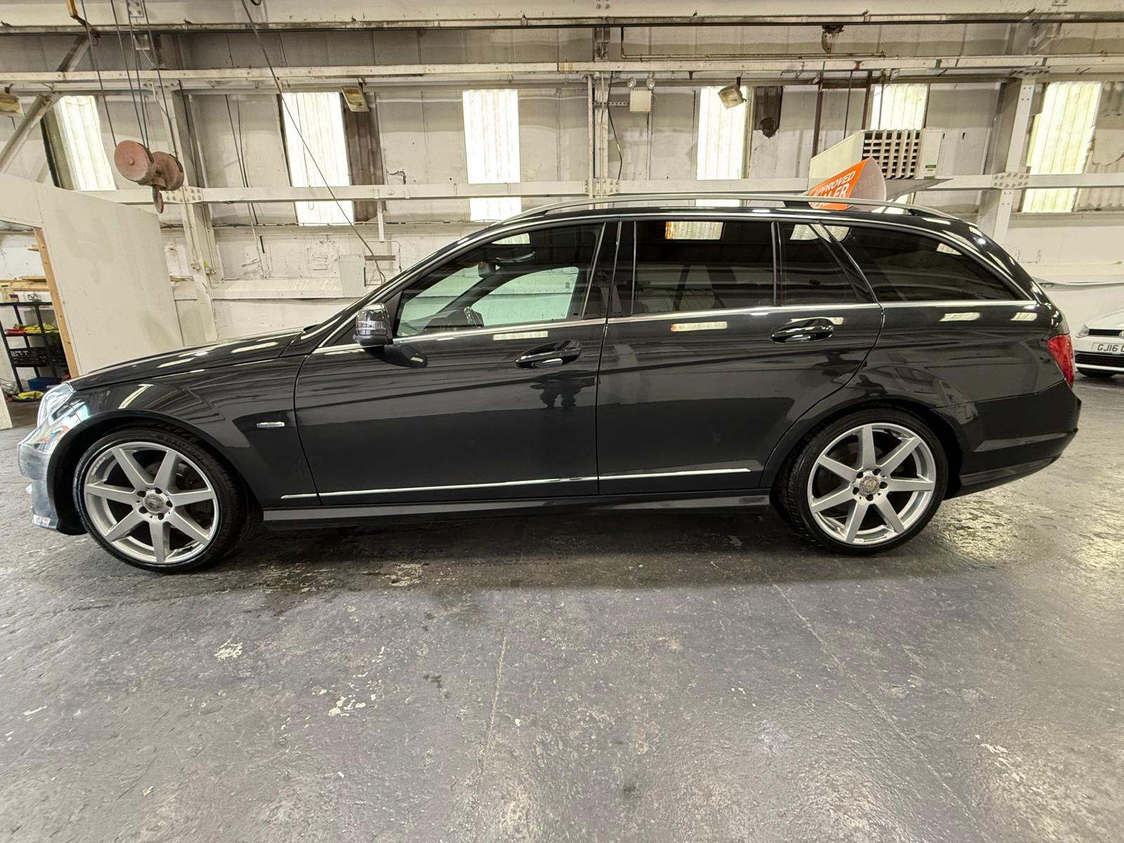 Mercedes-Benz C Class 2.1 C250 CDI BlueEfficiency Sport Estate 5dr Diesel G-Tronic+ Euro 5 (s/s) (204 ps)