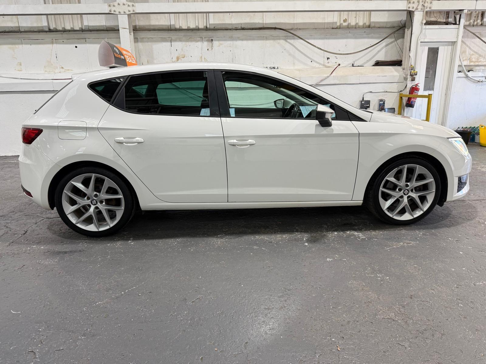 SEAT Leon 2.0 TDI FR Hatchback 5dr Diesel Manual Euro 6 (s/s) (184 ps)