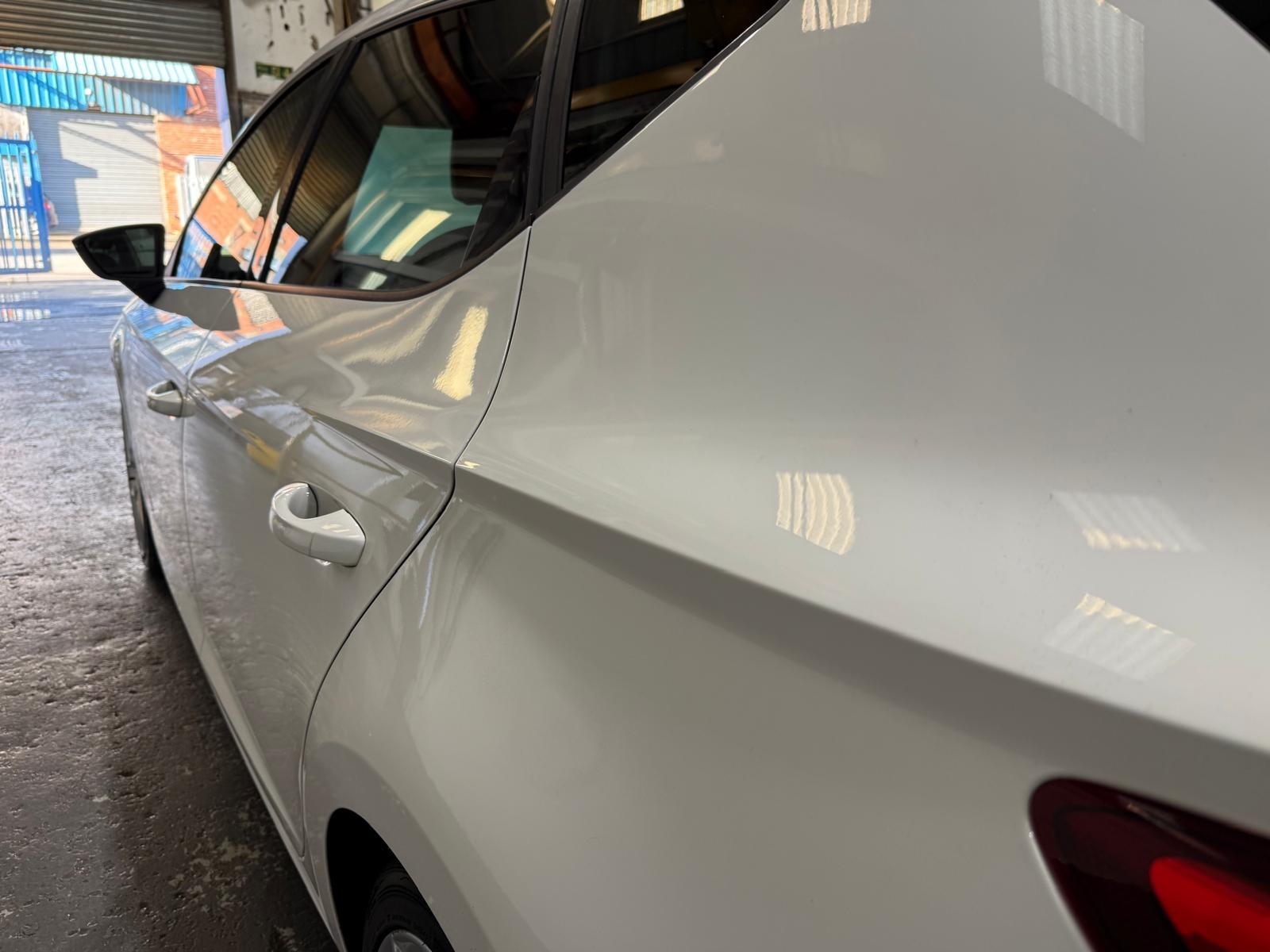 SEAT Leon 2.0 TDI FR Hatchback 5dr Diesel Manual Euro 6 (s/s) (184 ps)