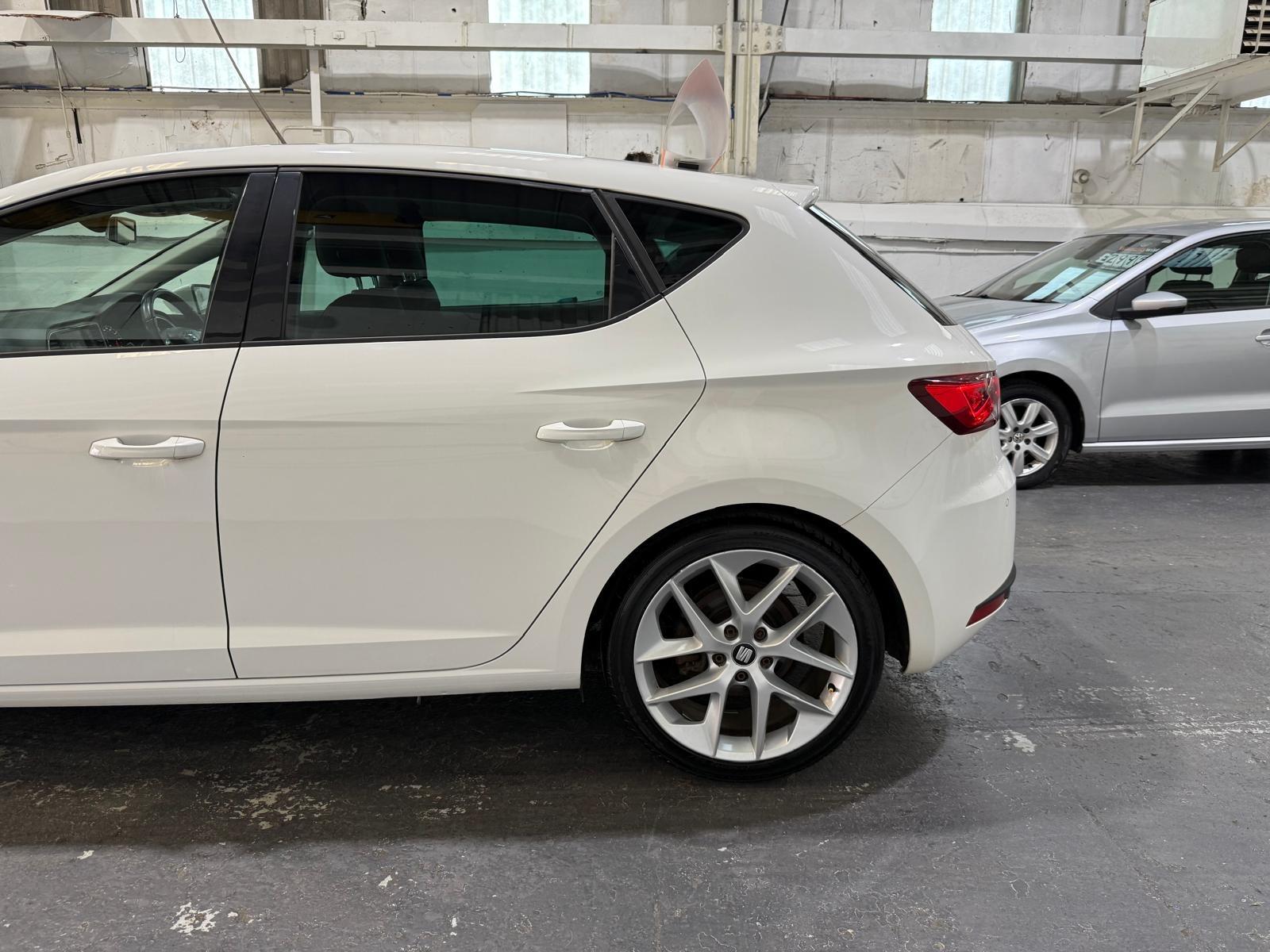 SEAT Leon 2.0 TDI FR Hatchback 5dr Diesel Manual Euro 6 (s/s) (184 ps)