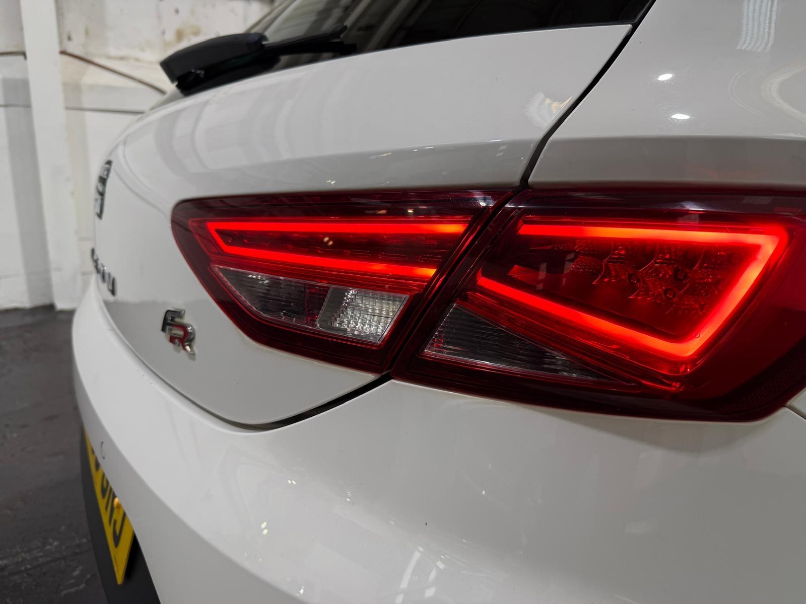 SEAT Leon 2.0 TDI FR Hatchback 5dr Diesel Manual Euro 6 (s/s) (184 ps)