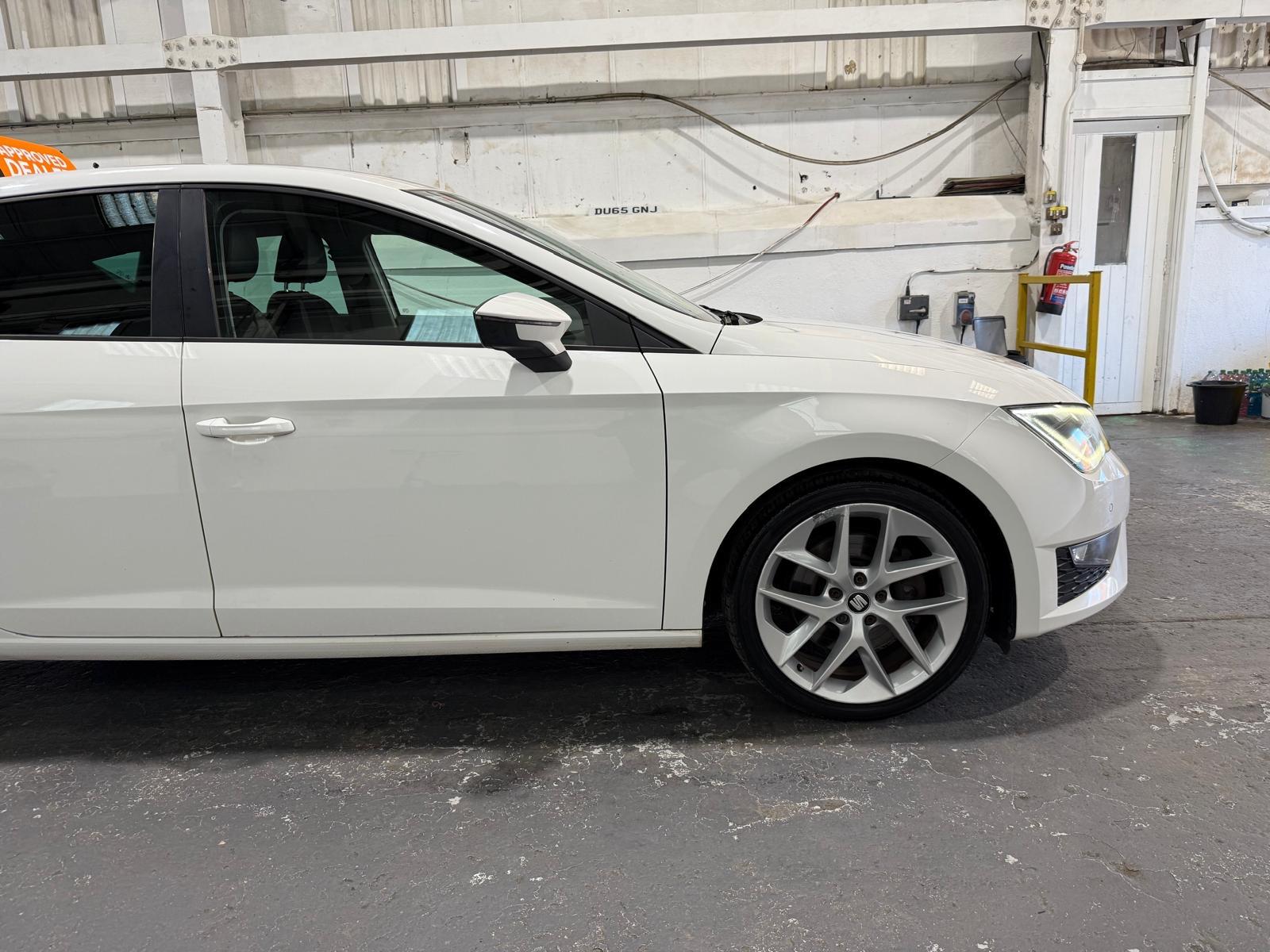 SEAT Leon 2.0 TDI FR Hatchback 5dr Diesel Manual Euro 6 (s/s) (184 ps)