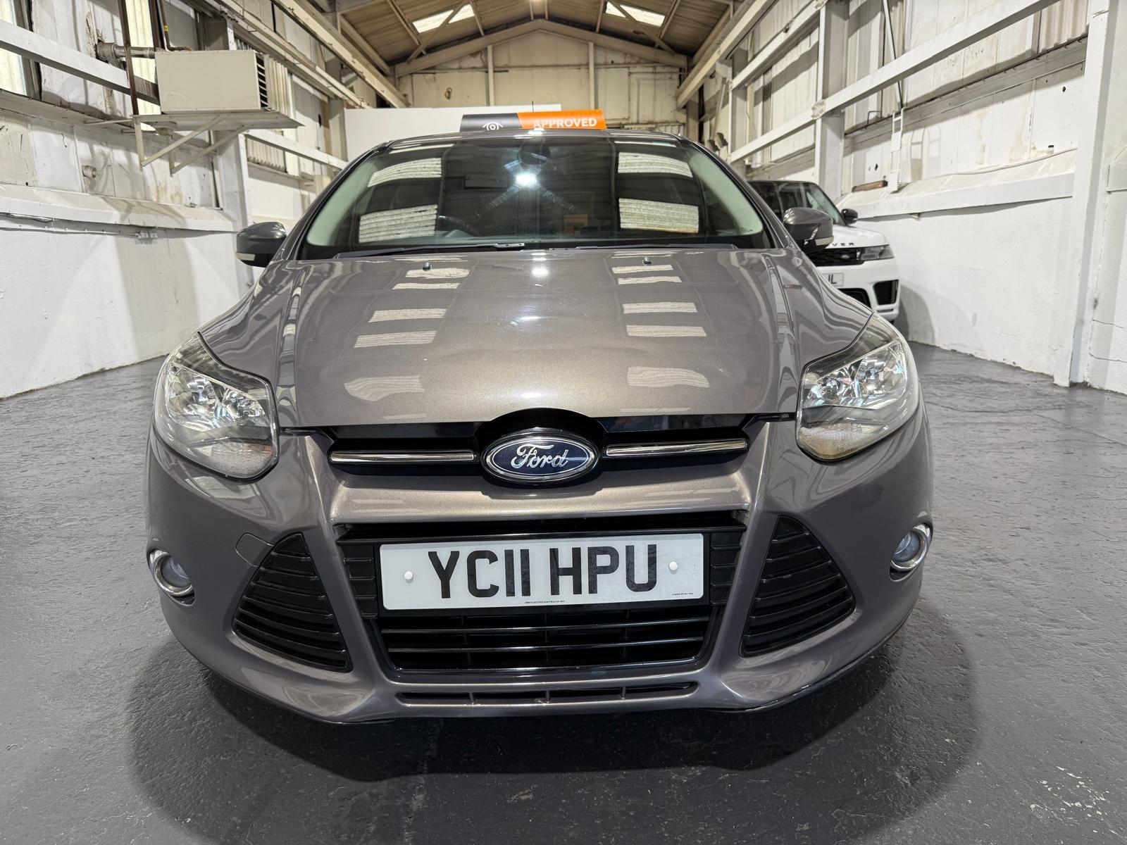 Ford Focus 1.6 TDCi Titanium Hatchback 5dr Diesel Manual Euro 5 (s/s) (115 ps)