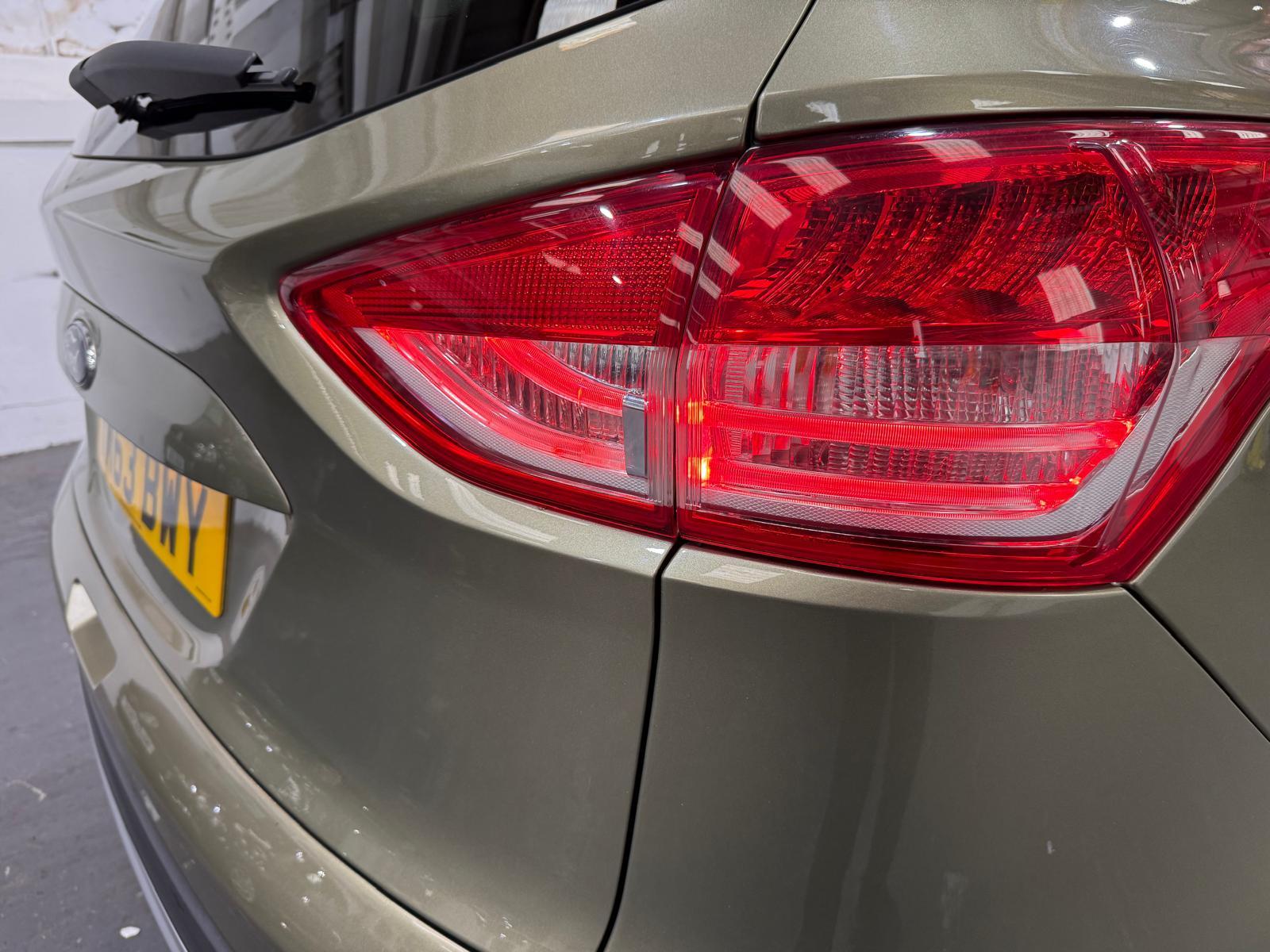 Ford Kuga 2.0 TDCi Titanium X SUV 5dr Diesel Manual AWD Euro 5 (163 ps)