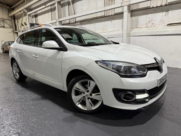 Renault Megane 1.5 dCi ENERGY Dynamique TomTom Sport Tourer 5dr Diesel Manual Euro 5 (s/s) (110 ps)