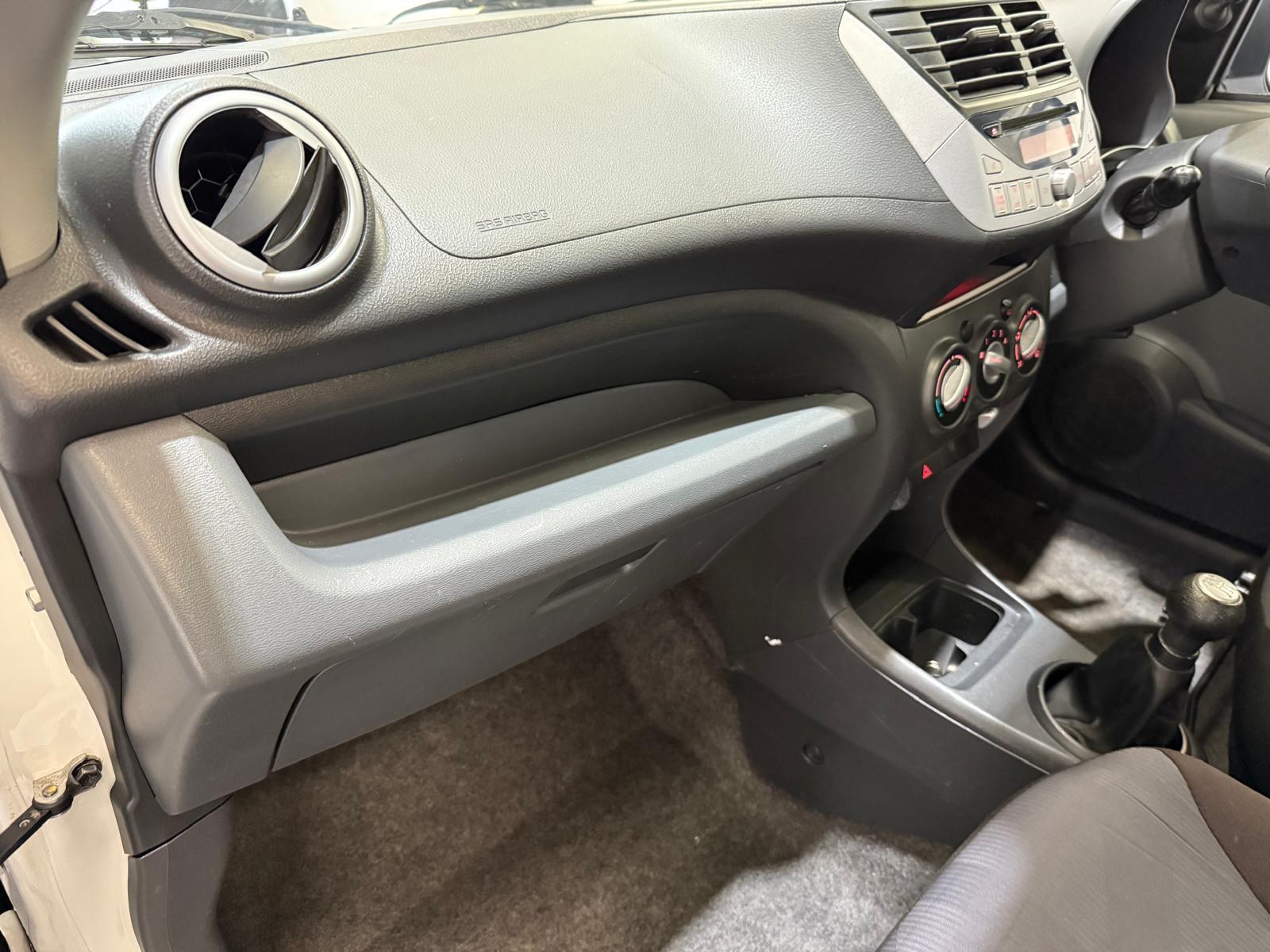 Suzuki Alto 1.0 12V SZ Hatchback 5dr Petrol Manual Euro 5 (68 ps)
