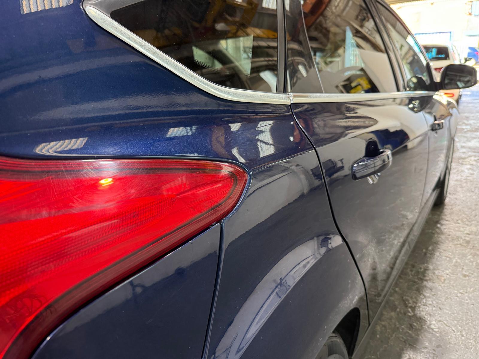 Ford Focus 1.6 TDCi Zetec Hatchback 5dr Diesel Manual Euro 5 (s/s) (115 ps)