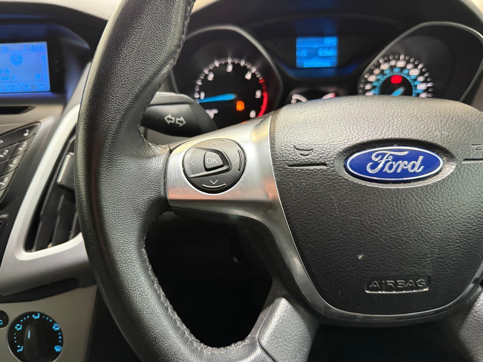 Ford Focus 1.6 TDCi Zetec Hatchback 5dr Diesel Manual Euro 5 (s/s) (115 ps)