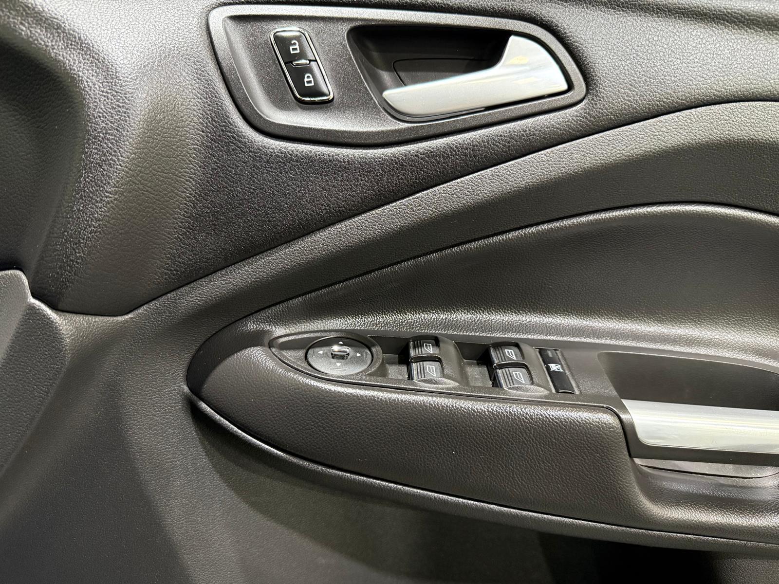 Ford Kuga 2.0 TDCi Titanium SUV 5dr Diesel Manual AWD Euro 5 (163 ps)