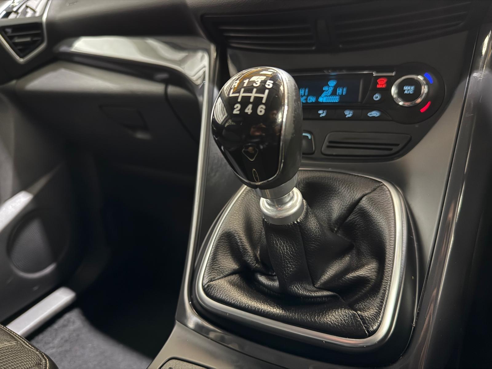 Ford Kuga 2.0 TDCi Titanium SUV 5dr Diesel Manual AWD Euro 5 (163 ps)