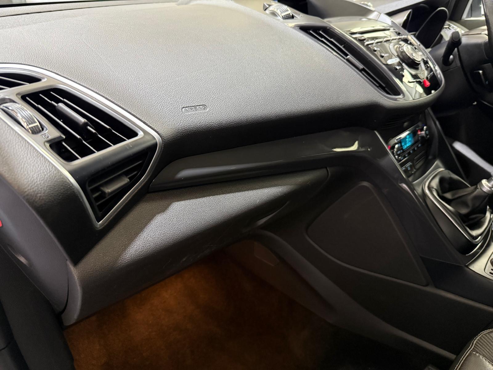 Ford Kuga 2.0 TDCi Titanium SUV 5dr Diesel Manual AWD Euro 5 (163 ps)