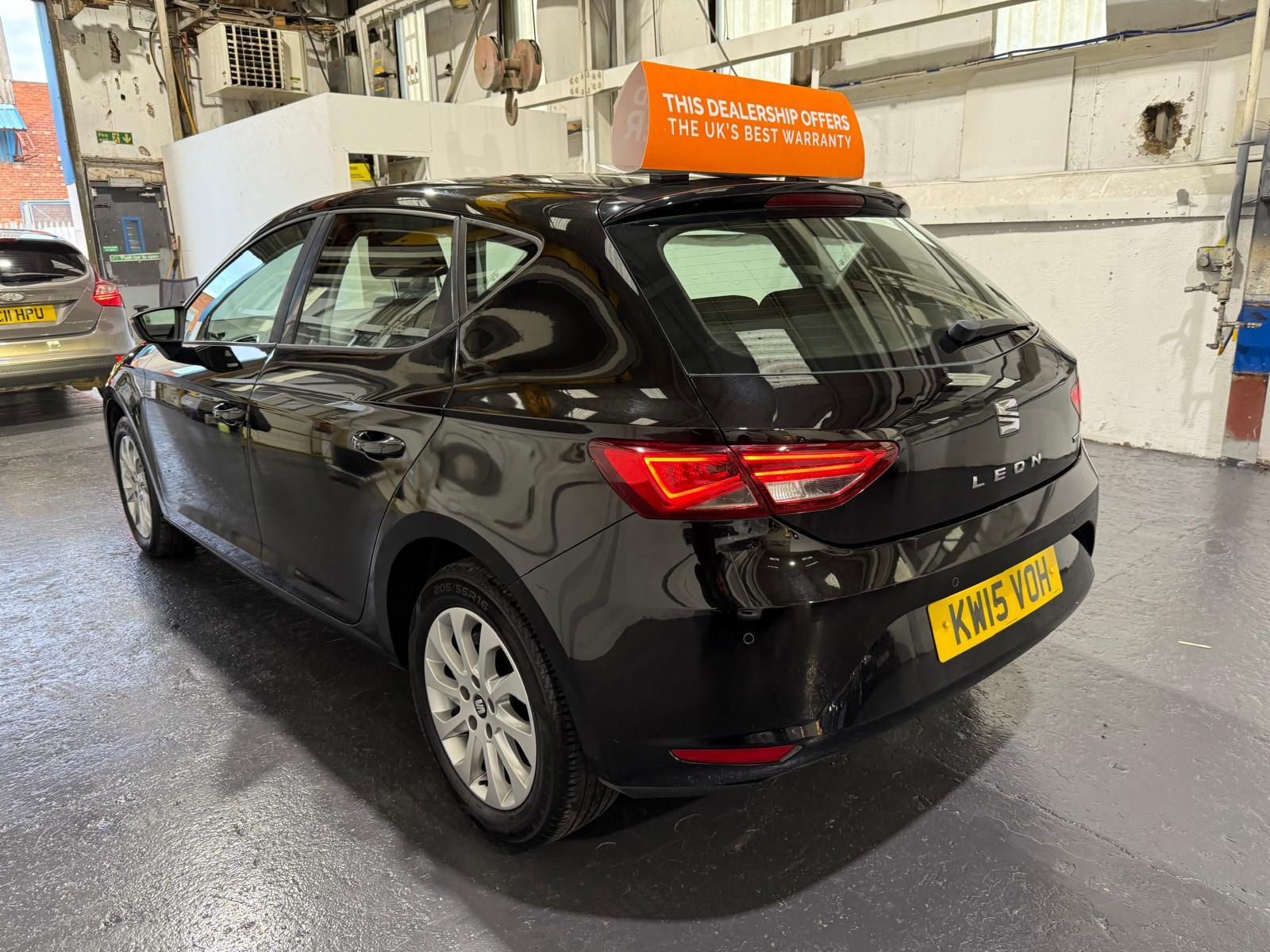 SEAT Leon 1.6 TDI CR SE Hatchback 5dr Diesel DSG Euro 5 (s/s) (105 ps)