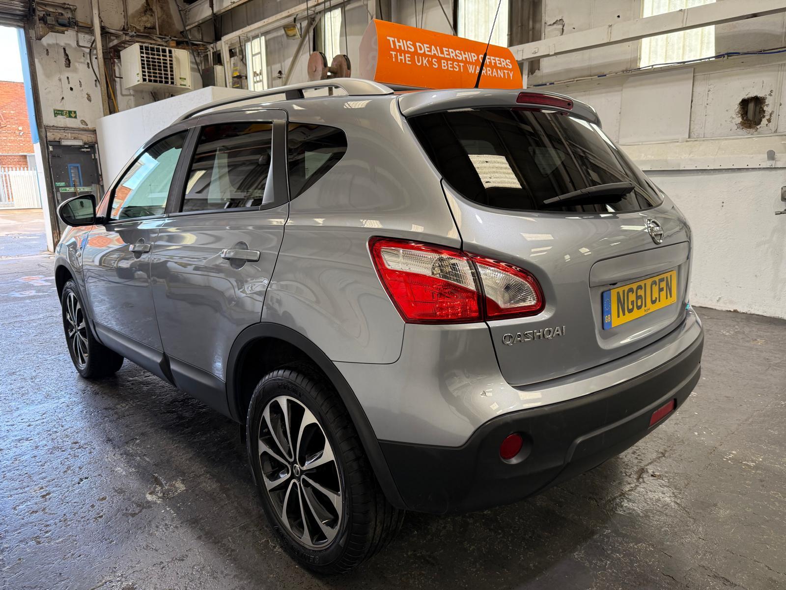 Nissan Qashqai 1.6 dCi n-tec+ SUV 5dr Diesel Manual 2WD Euro 5 (130 ps)