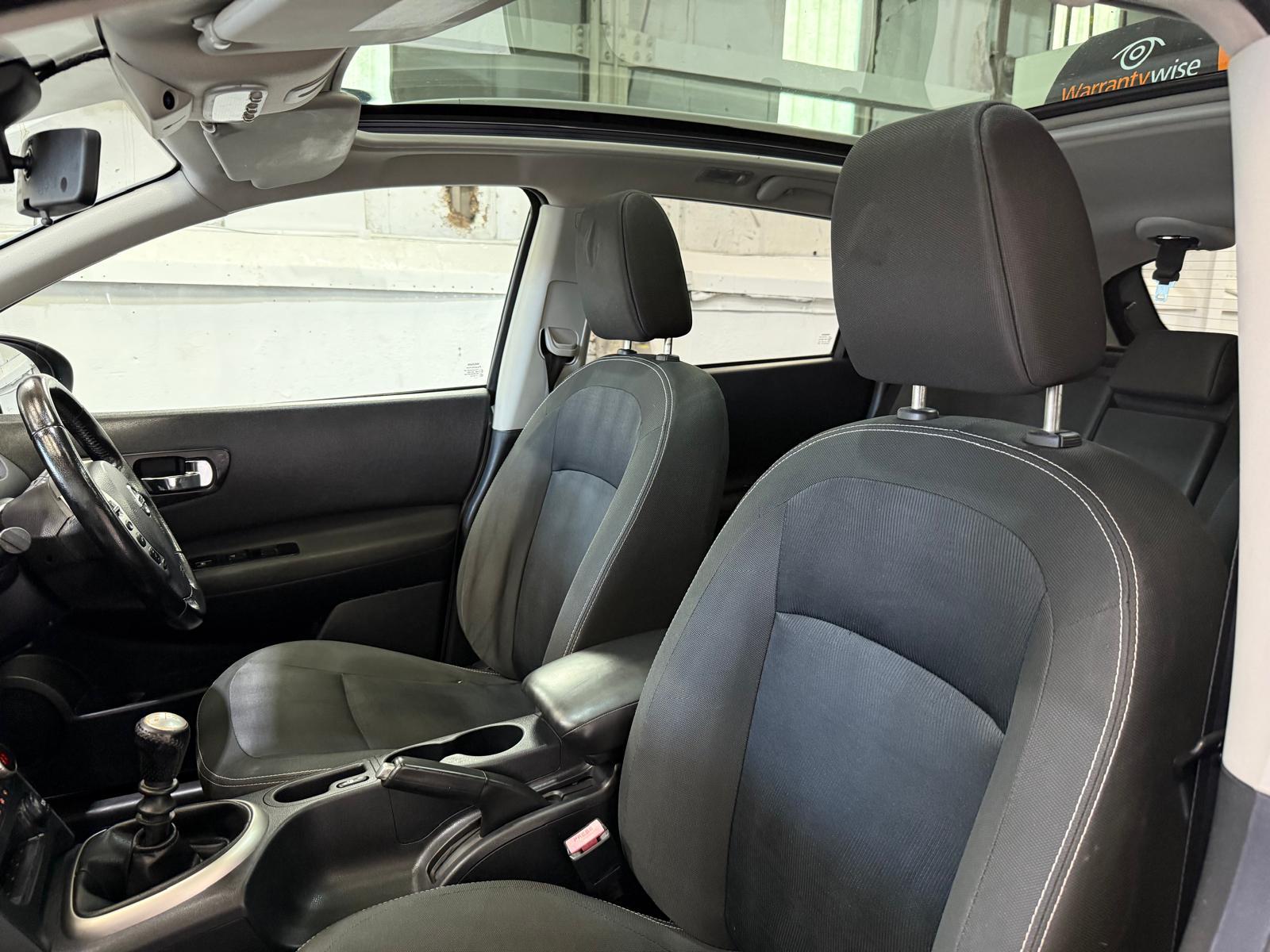 Nissan Qashqai 1.6 dCi n-tec+ SUV 5dr Diesel Manual 2WD Euro 5 (130 ps)