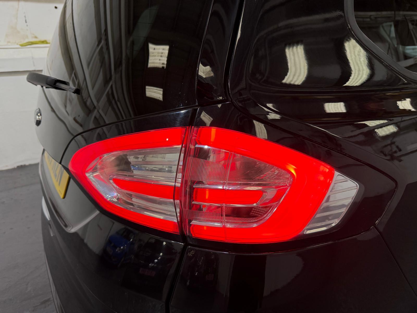 Ford Galaxy 2.0 TDCi Zetec MPV 5dr Diesel Powershift Euro 6 (s/s) (150 ps)