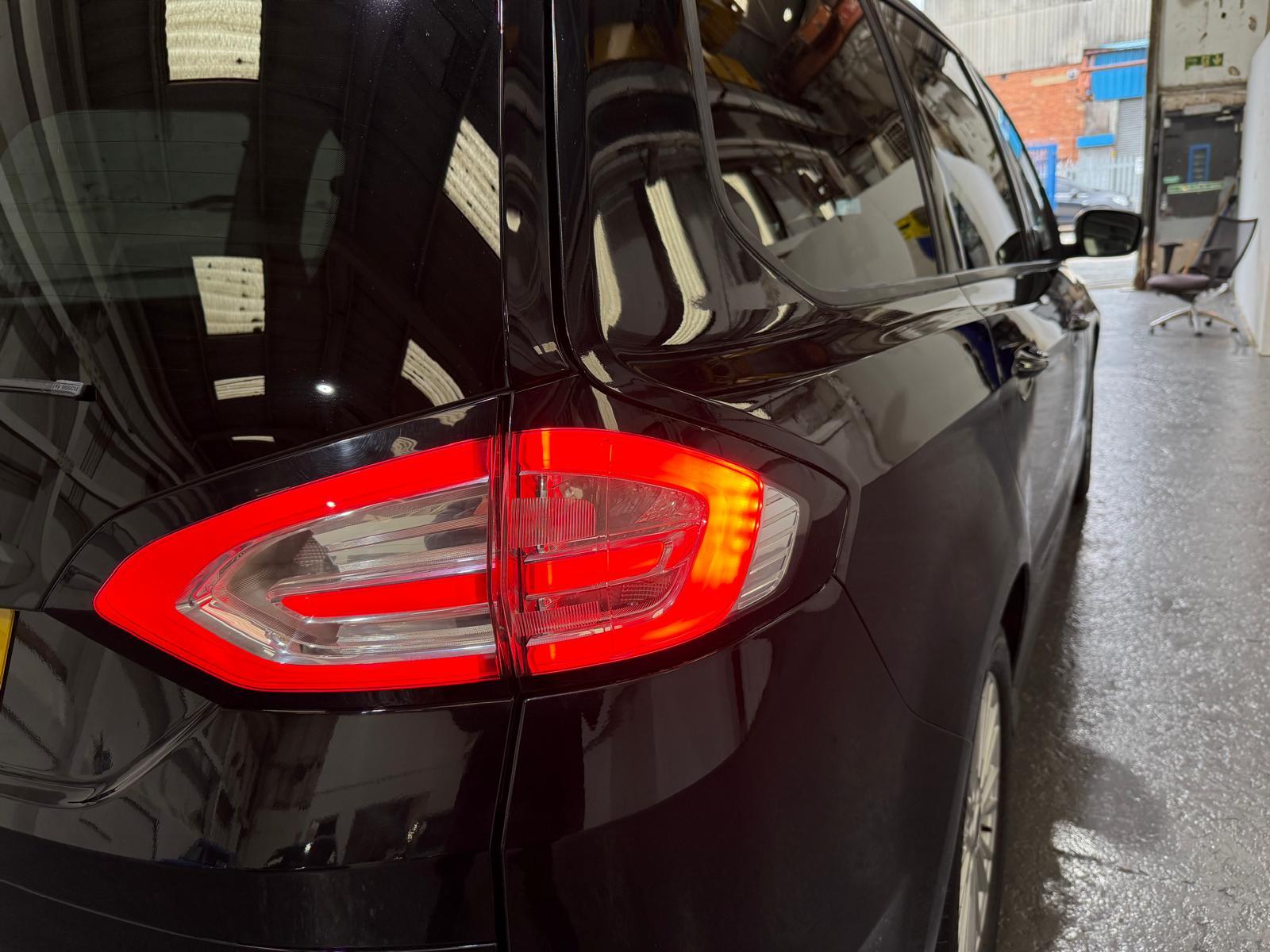 Ford Galaxy 2.0 TDCi Zetec MPV 5dr Diesel Powershift Euro 6 (s/s) (150 ps)