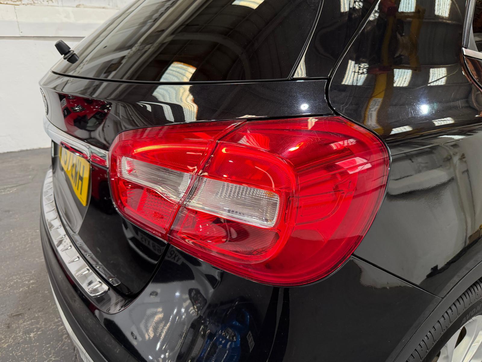Mercedes-Benz GLA 2.1 GLA200d SE SUV 5dr Diesel Manual Euro 6 (s/s) (136 ps)