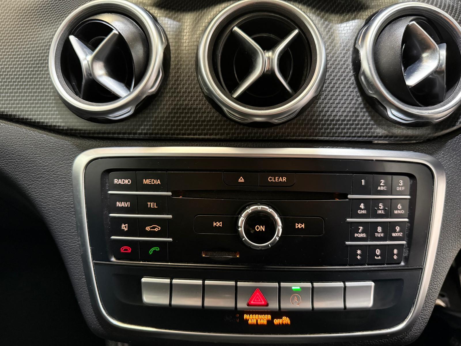Mercedes-Benz GLA 2.1 GLA200d SE SUV 5dr Diesel Manual Euro 6 (s/s) (136 ps)