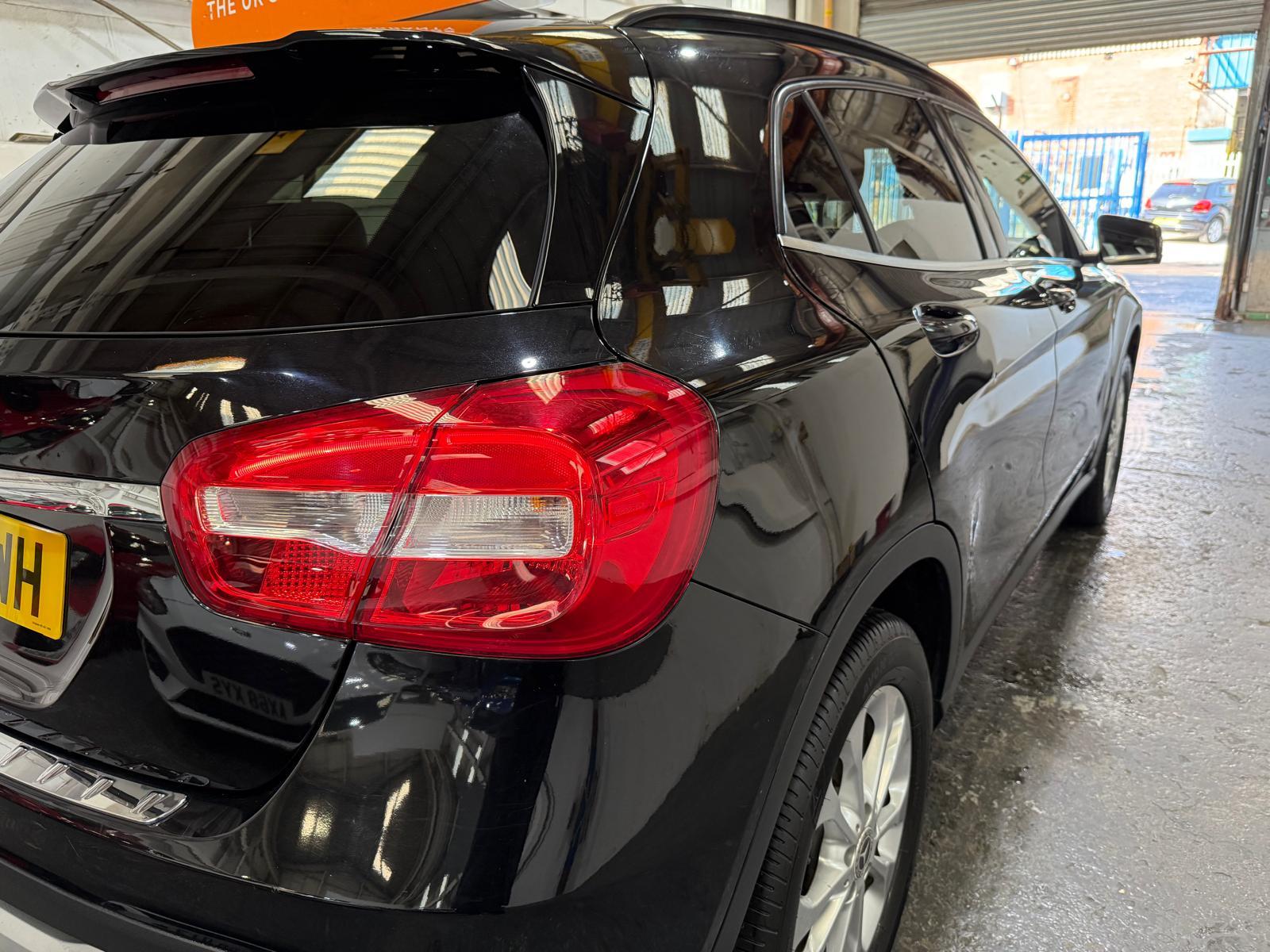 Mercedes-Benz GLA 2.1 GLA200d SE SUV 5dr Diesel Manual Euro 6 (s/s) (136 ps)