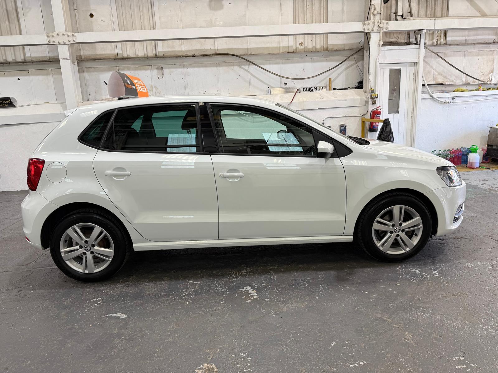 Volkswagen Polo 1.0 BlueMotion Tech Match Hatchback 5dr Petrol Manual Euro 6 (s/s) (60 ps)