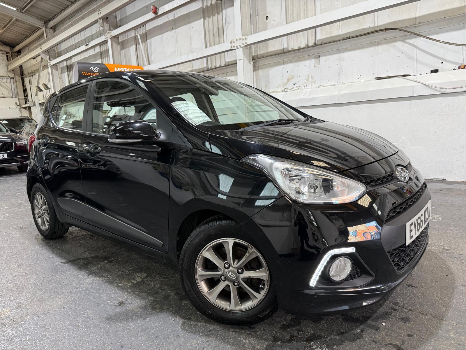 Hyundai i10 1.2 Premium Hatchback 5dr Petrol Manual Euro 5 (87 ps)