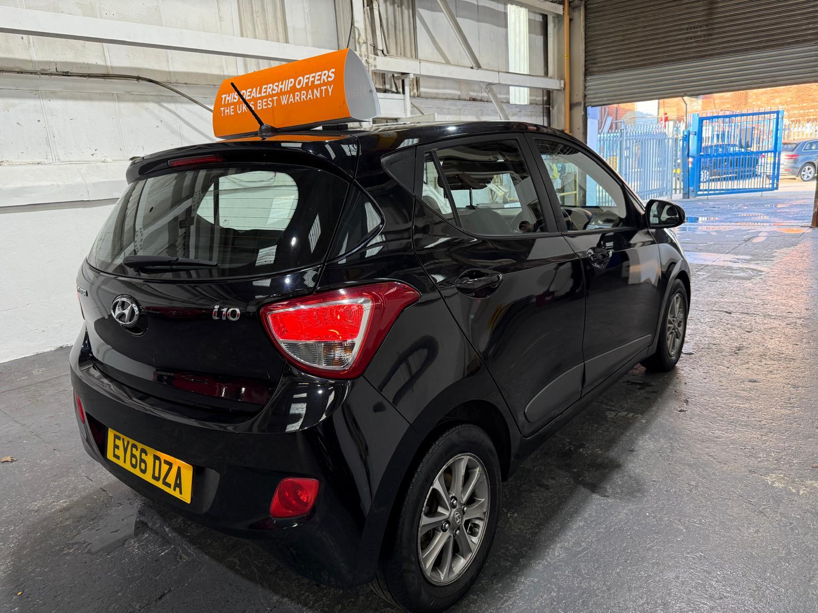 Hyundai i10 1.2 Premium Hatchback 5dr Petrol Manual Euro 5 (87 ps)