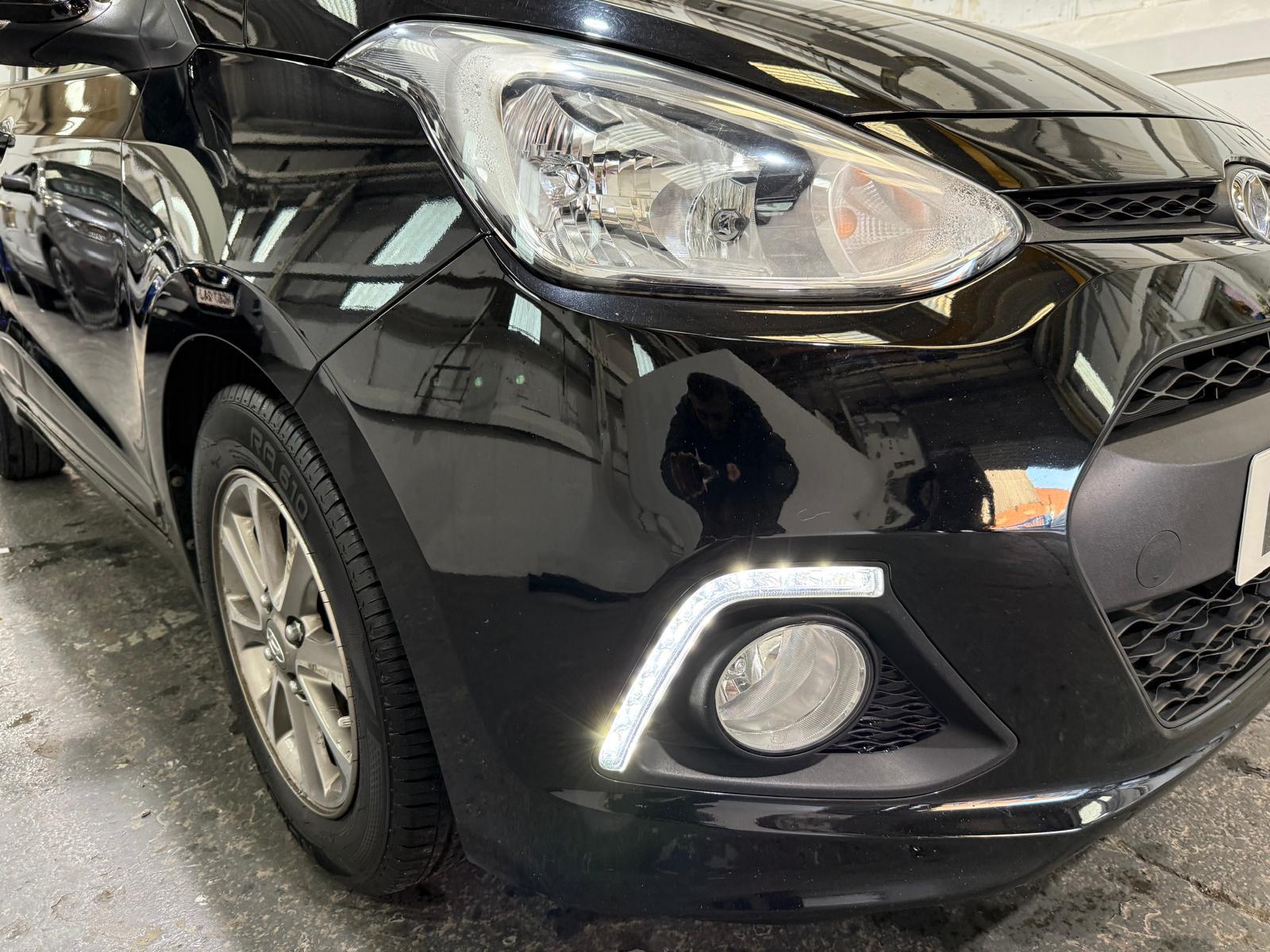 Hyundai i10 1.2 Premium Hatchback 5dr Petrol Manual Euro 5 (87 ps)
